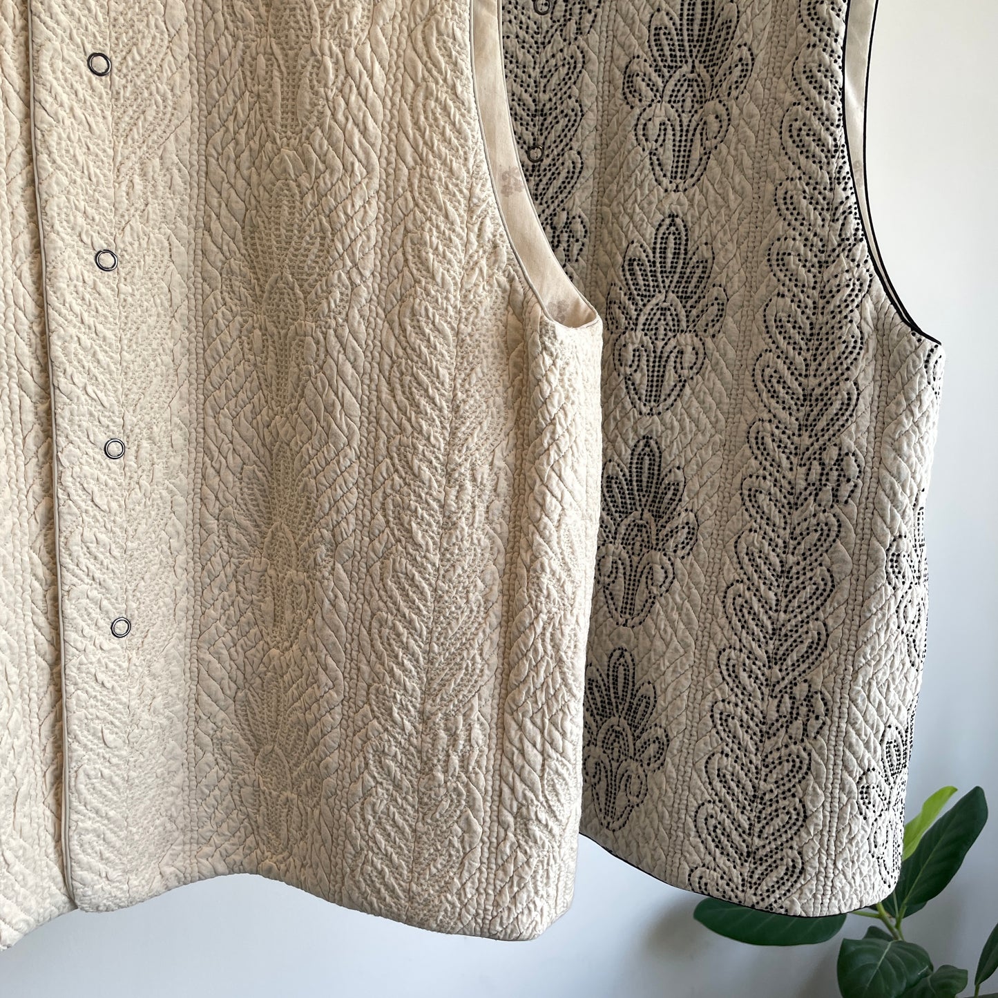 qiri //boutis jacquard ベスト
6301BL005252