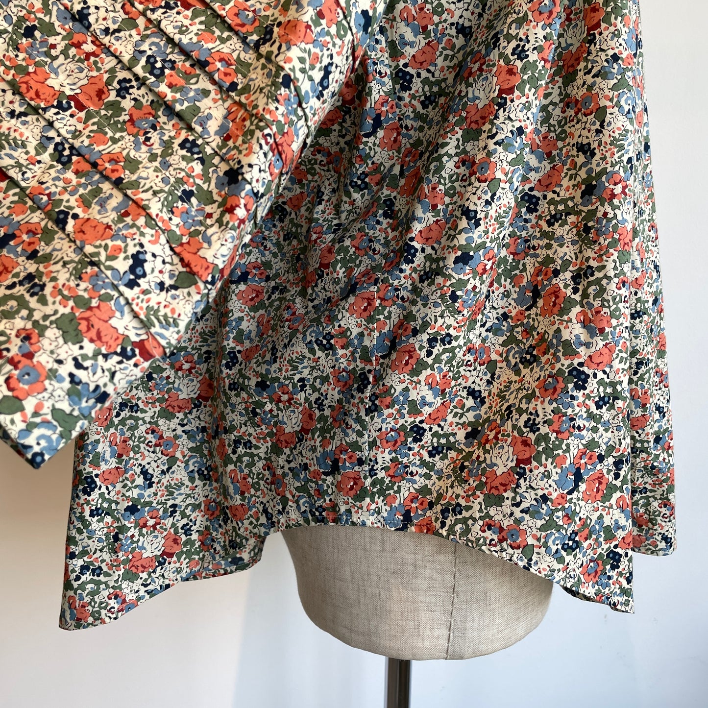 Heriter //LIBERTY blouse H1-25-3009