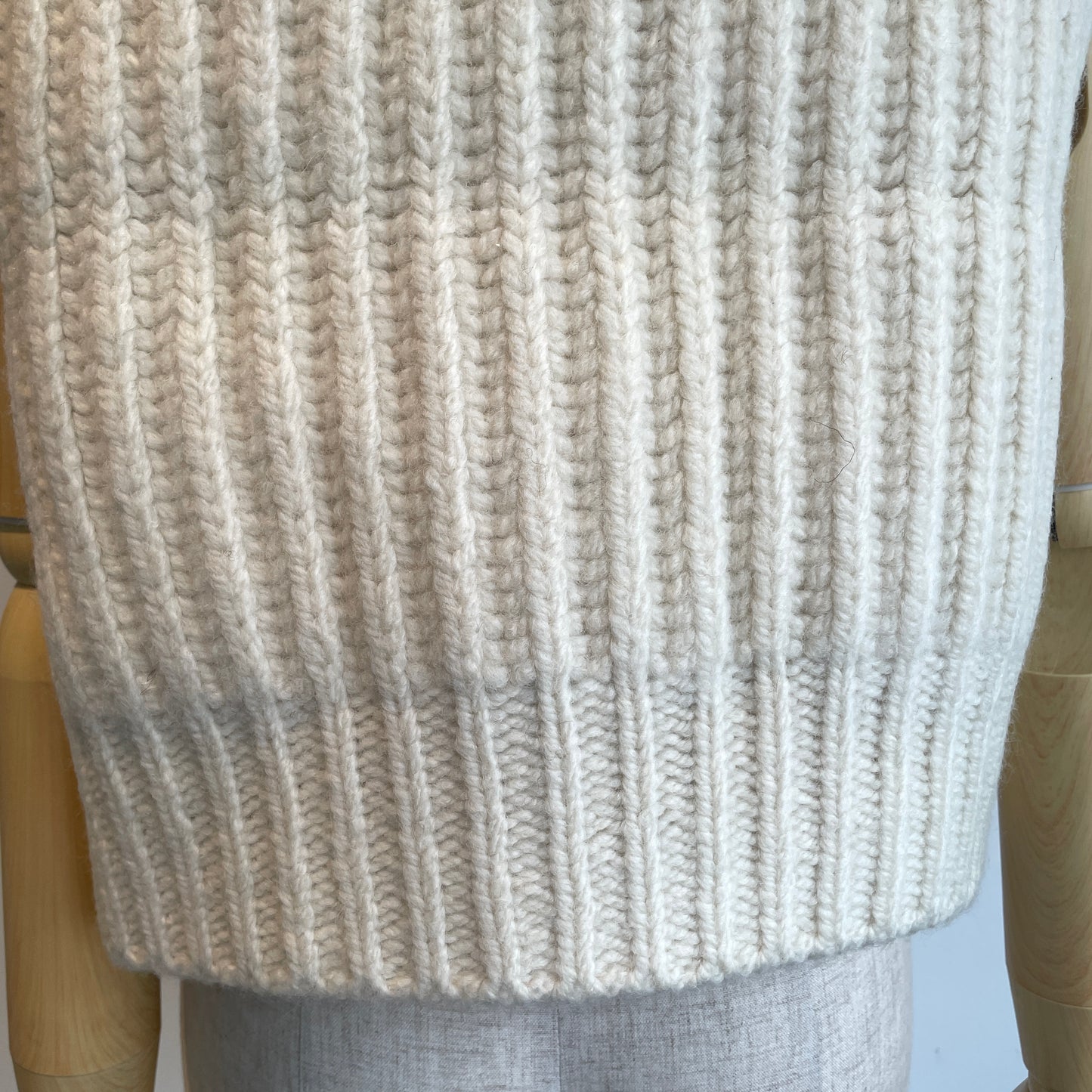 UNDYED //ハイランドウールニットベスト 25F212