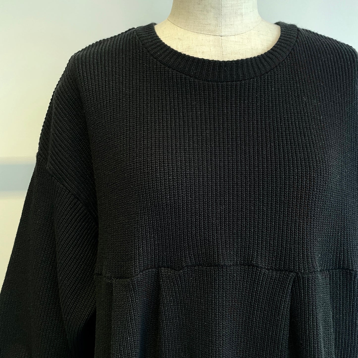 universaltissu//リブニット タックプルオーバー US250CT003