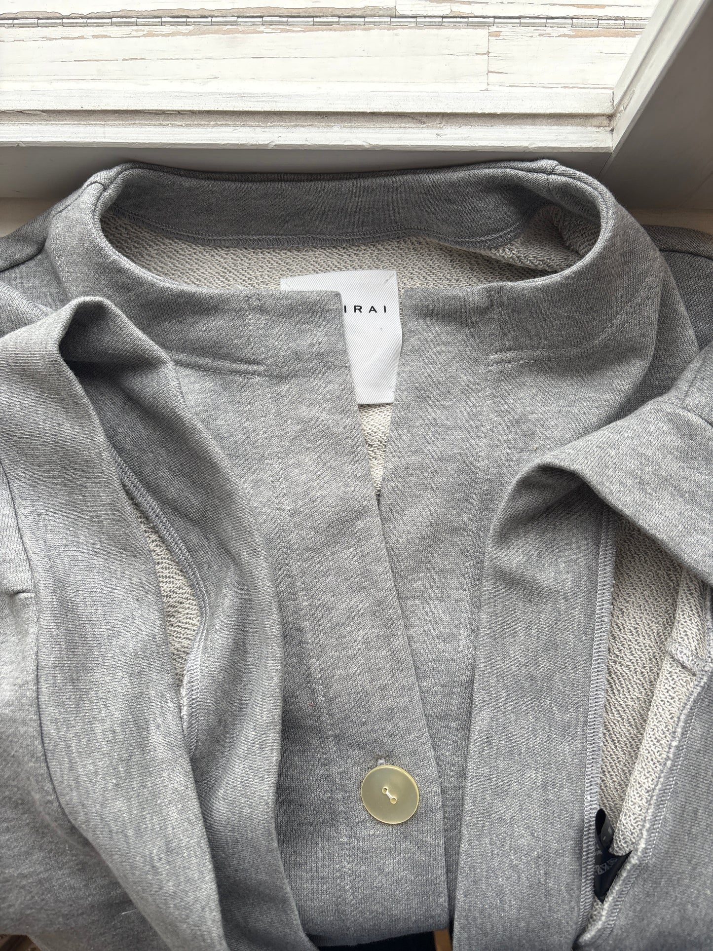 SI HIRAI//SHORT ROBE CHSS26-6011