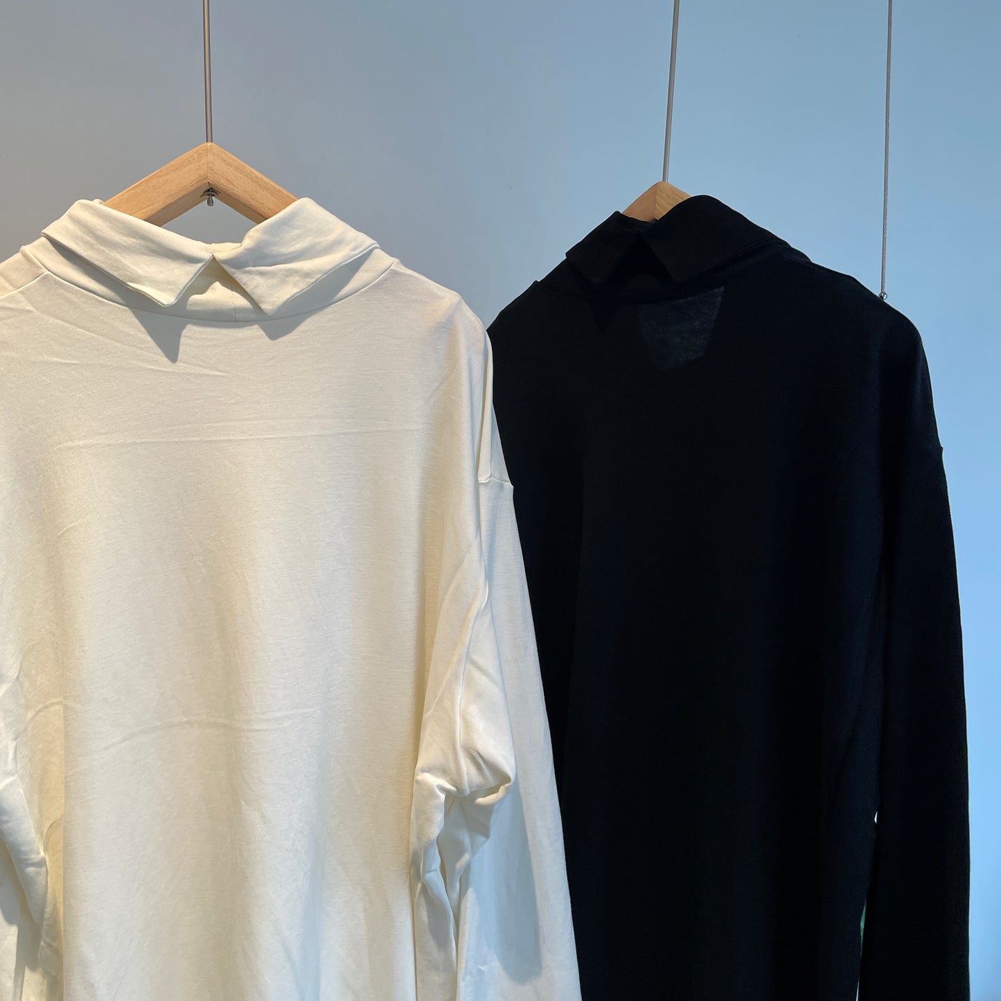 yuni //C/Cu モックロディback slit neck 1701CT005252