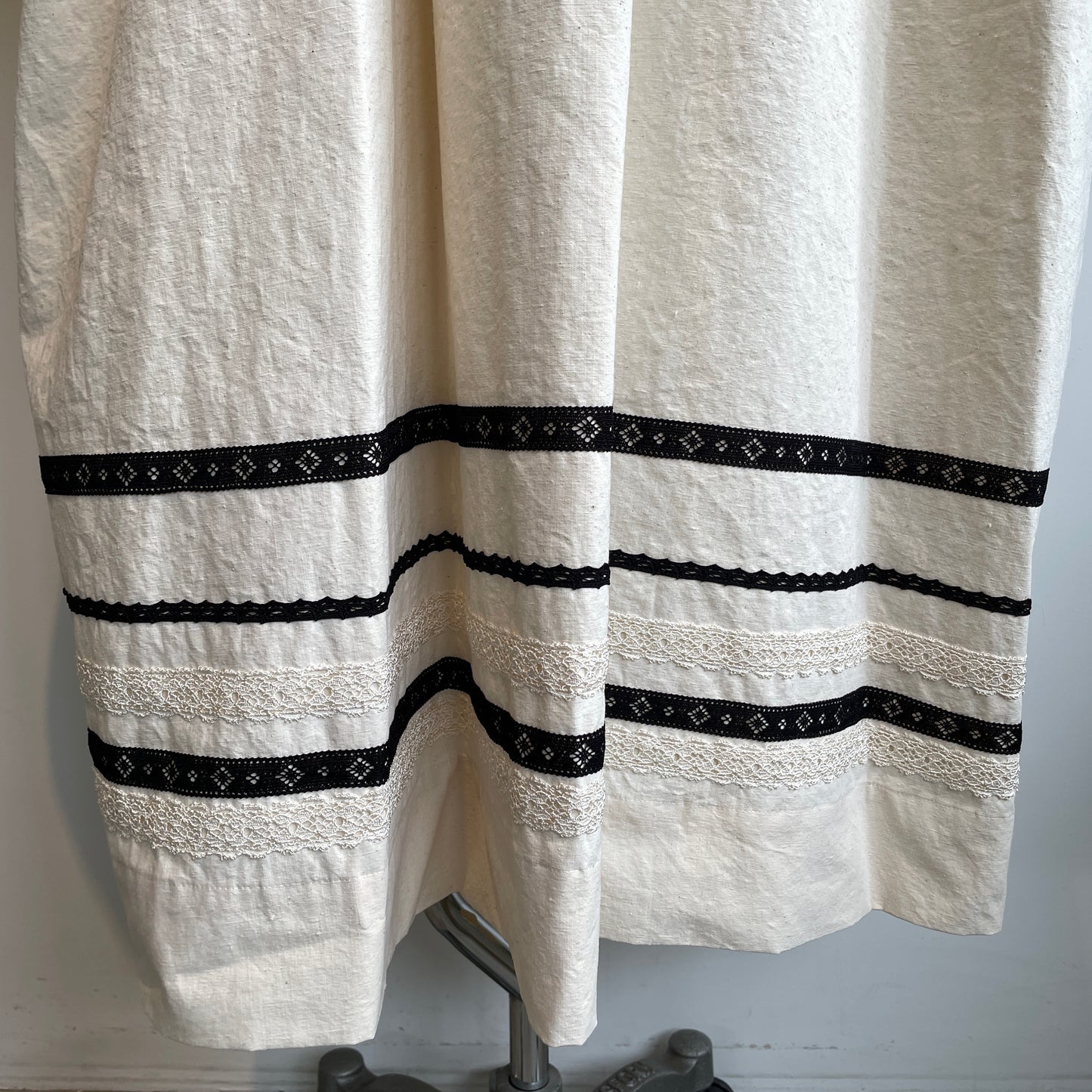 ASEEDONCLOUD //Academic gown dress 252304
