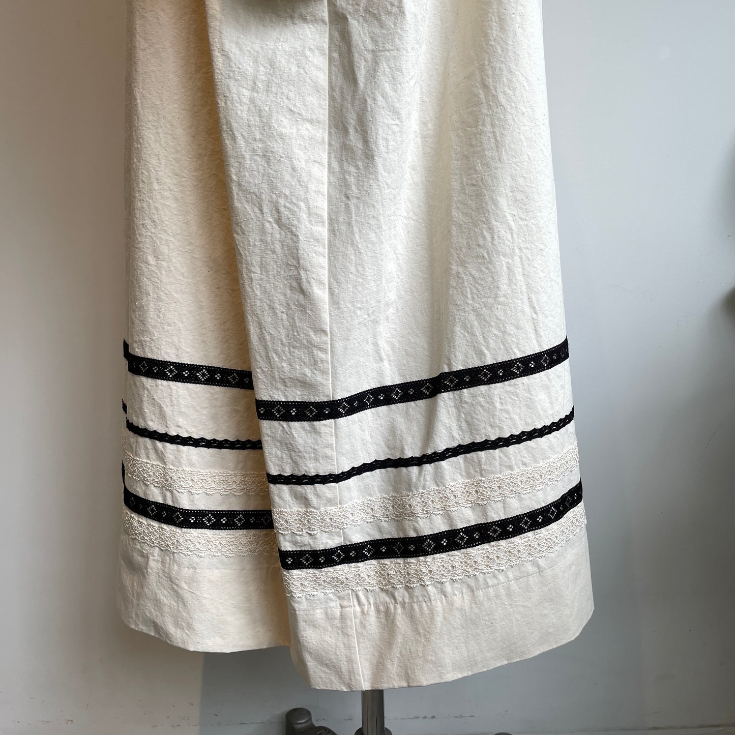 ASEEDONCLOUD //Academic gown dress 252304