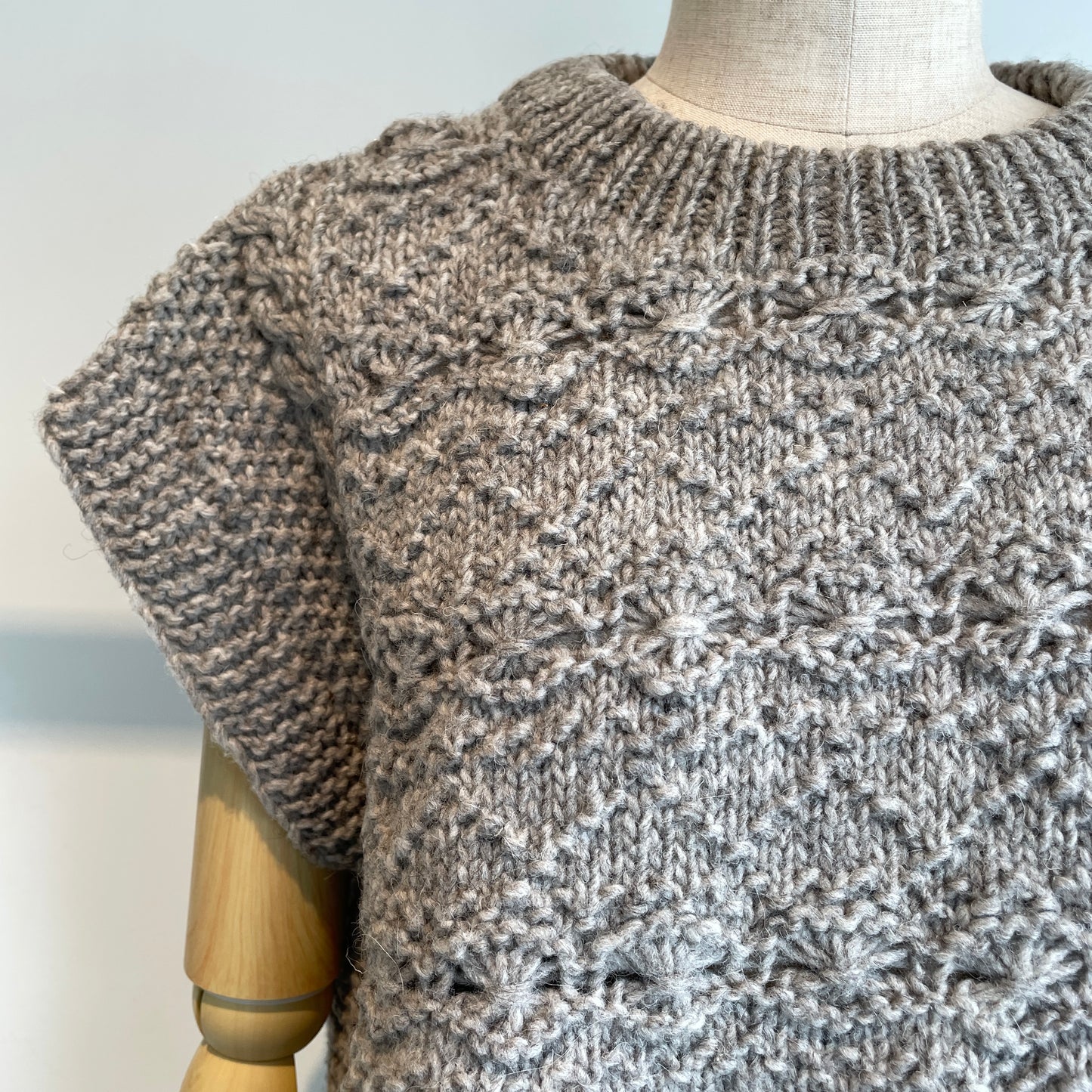 buoybuoy//PERU HANDKNIT ベスト 2701KN003252