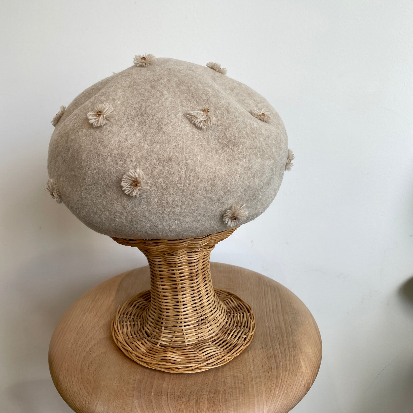 Mia Hat //Beret Daisy 2556