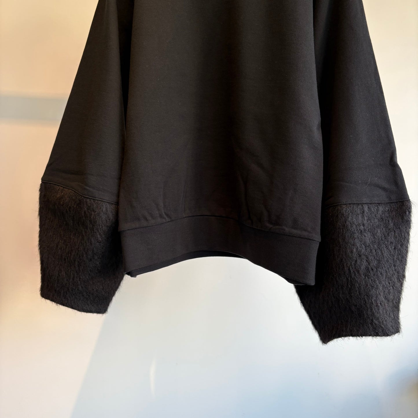 porter des boutons//シャギーカフプルオーバー P13-3-020