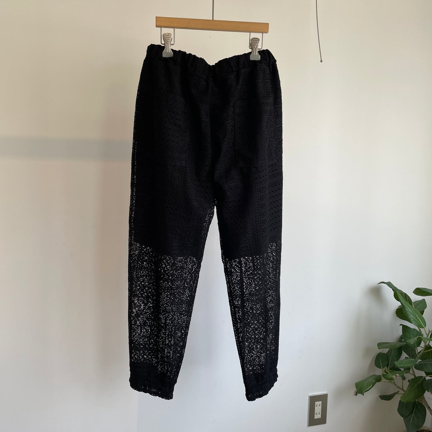 universaltissu//パッチワークレース ジョガーPT TS250CT083