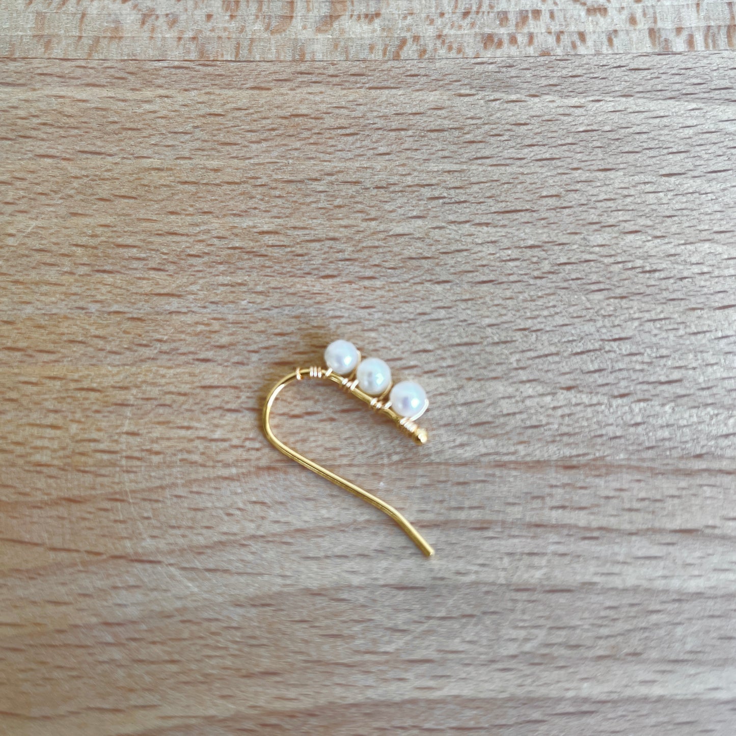 porter des boutons//プチトロワピアス パール P-25041