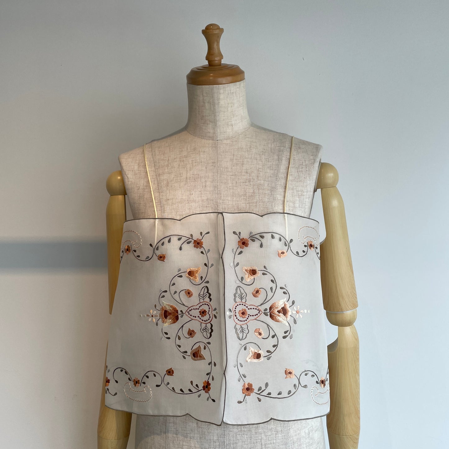 heriter//embroidery parts camisole H0-00-3058