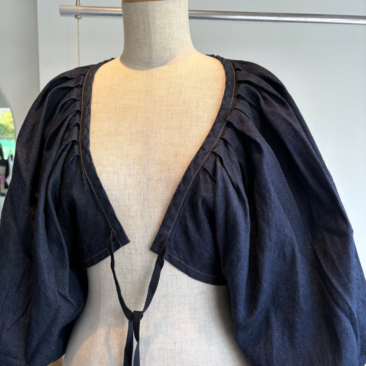 si si si//VICTORIANBOLERO 2025-SS111