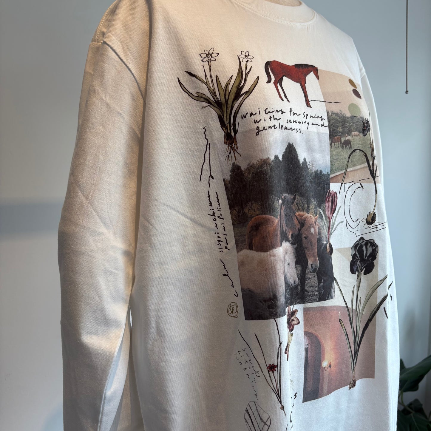 Sweet Little Nothing//馬と球根花 ロングスリーブTシャツ(Mサイズ)