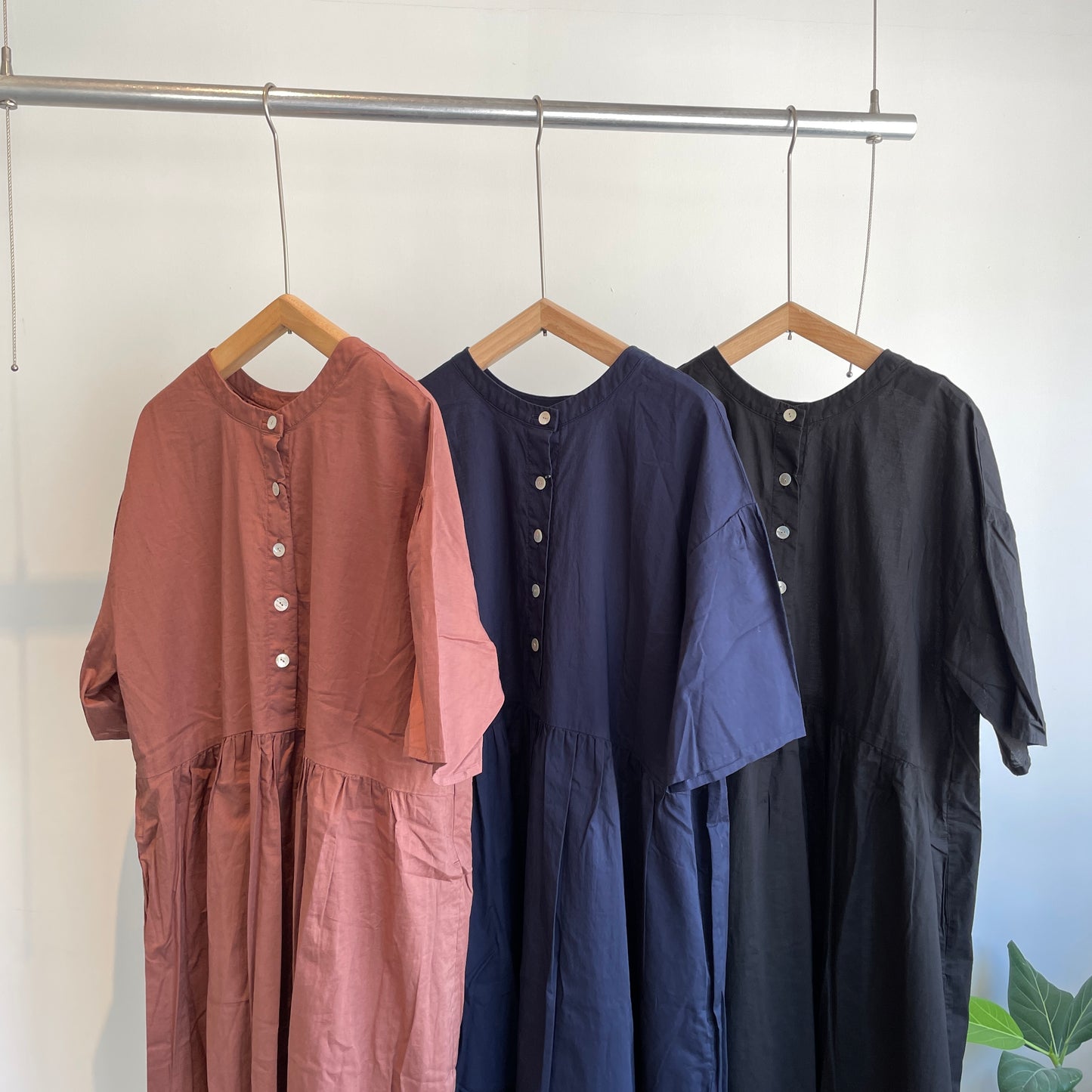 handsofcreation//60/-綿麻リネンローンクルーN2way OP 01530116