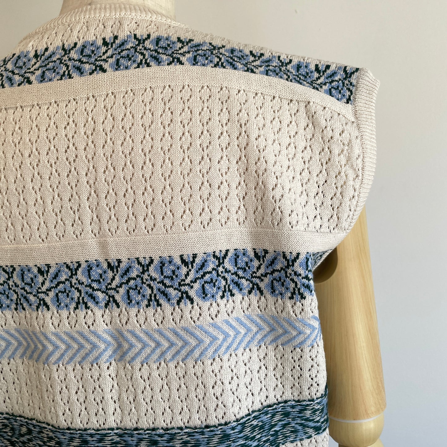 ASEEDONCLOUD //Flower Jacquard Knit Vest 261806
