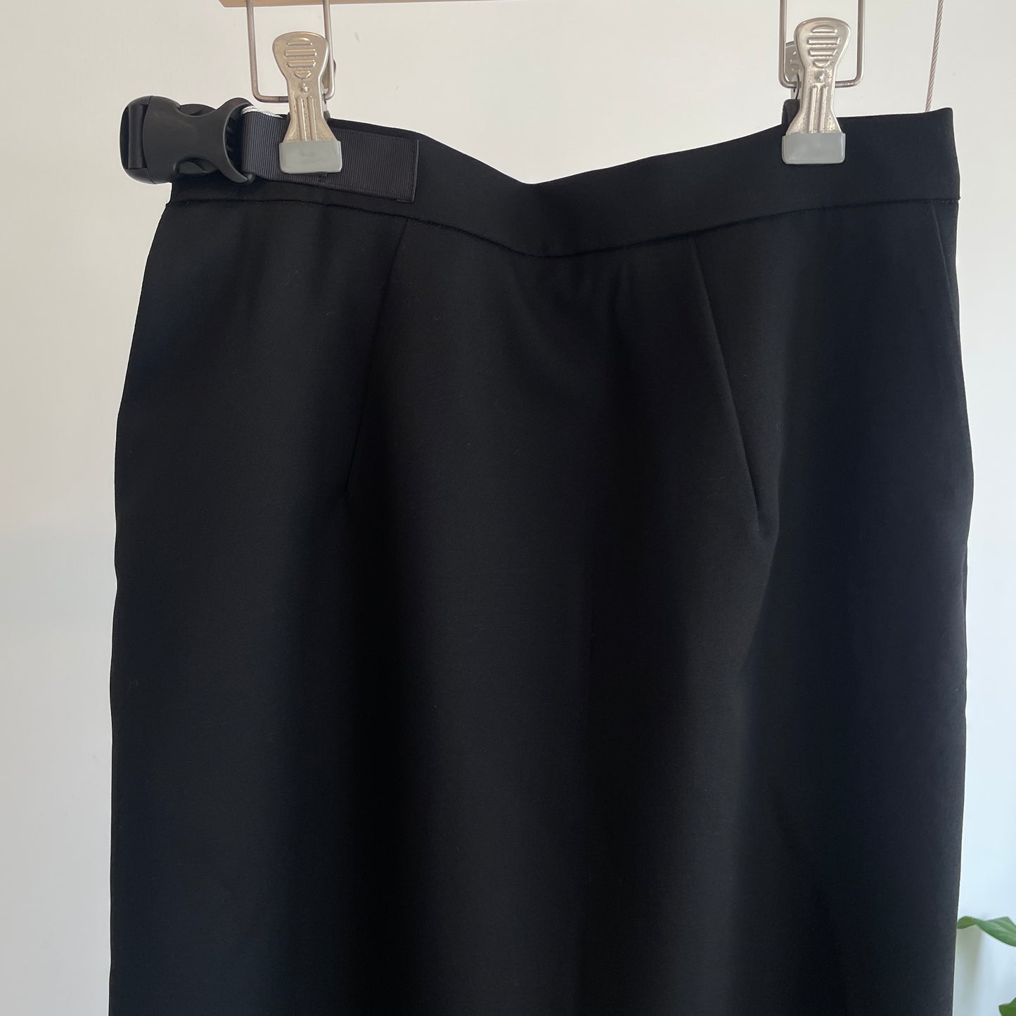 itochi //Super 140's Wool Doeskin Tight Salt Skirt