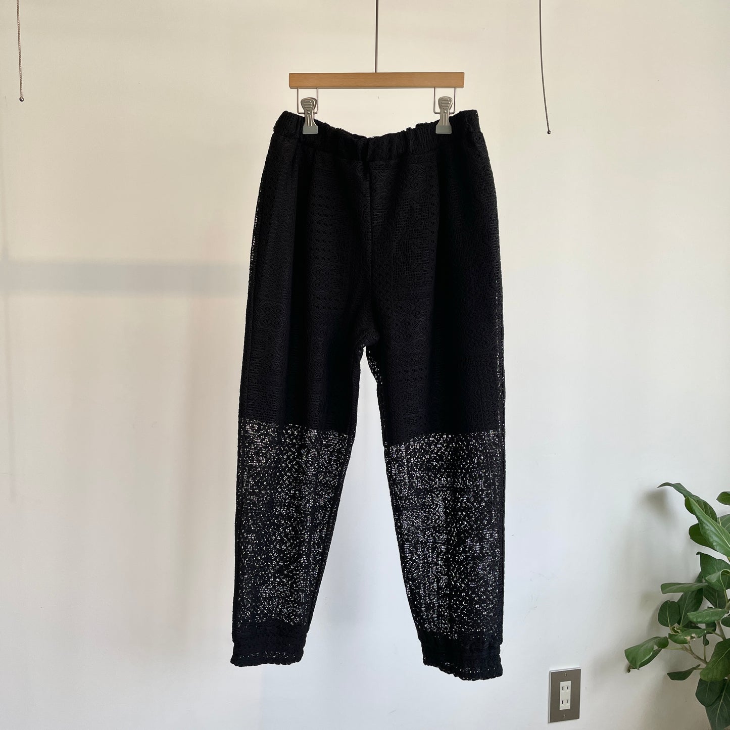 universaltissu//パッチワークレース ジョガーPT TS250CT083