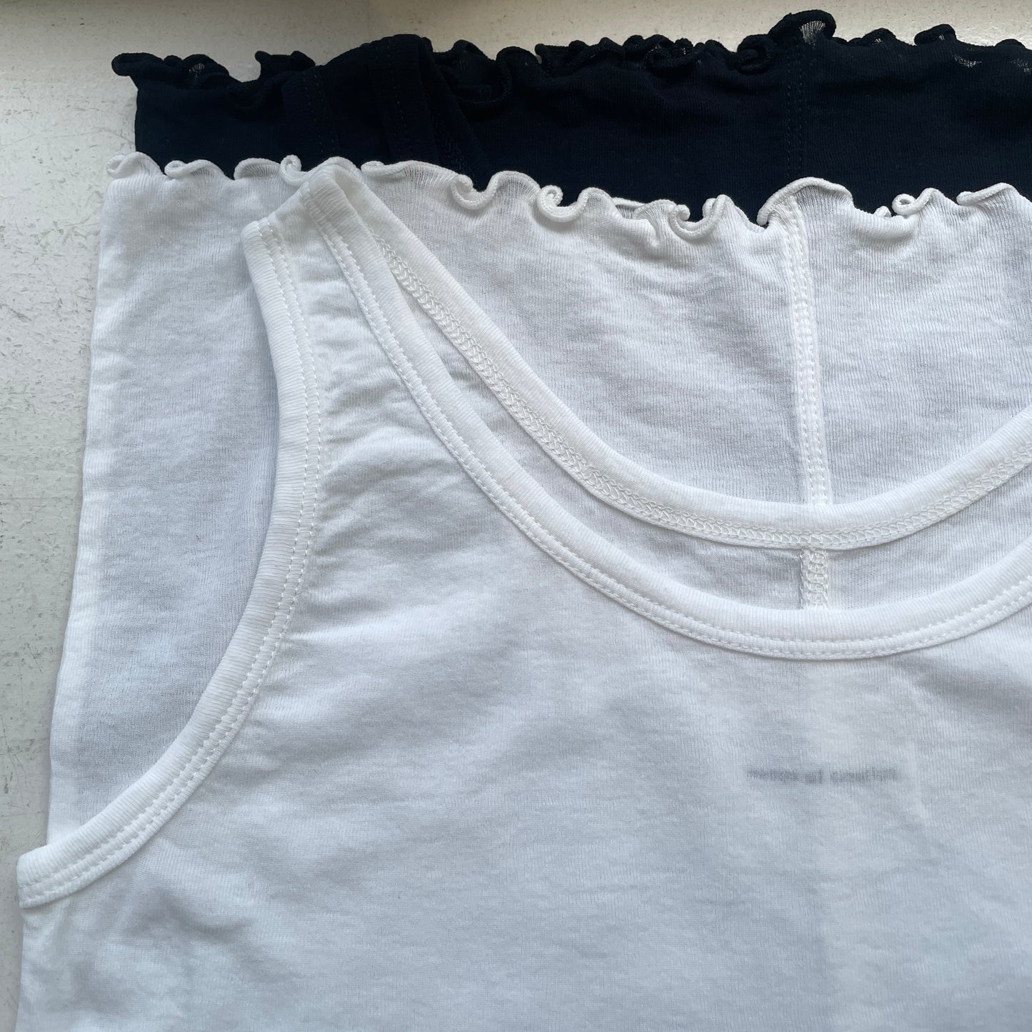 handsofcreation//80/シアーストレッチフライスキャミタンク 01620828