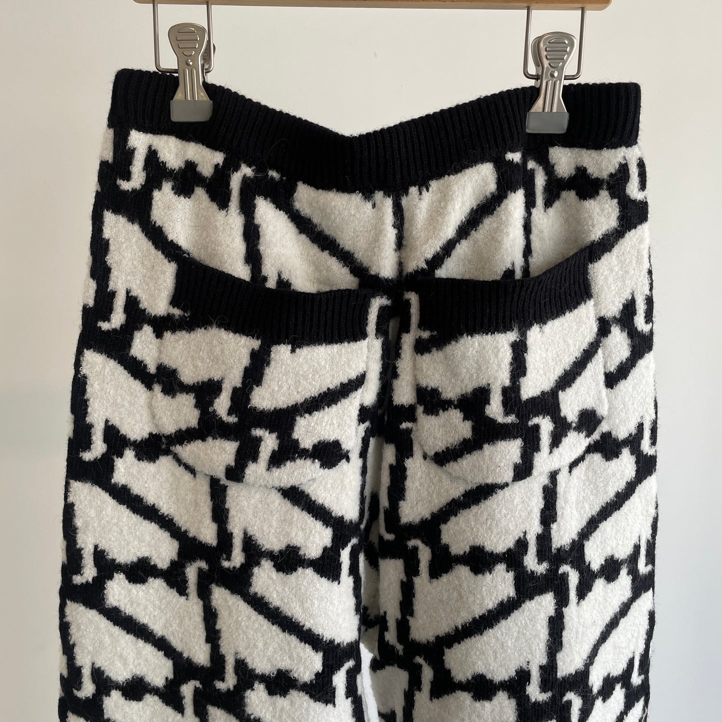 sisisi //WARM KNIT SWAN PANTS 2024-AW123