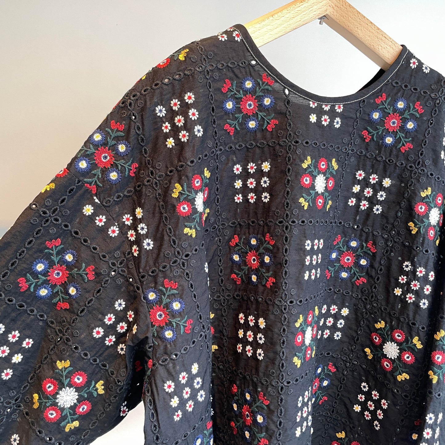 yuni//eyelet embroidely haori ブラウス 1701BL044251