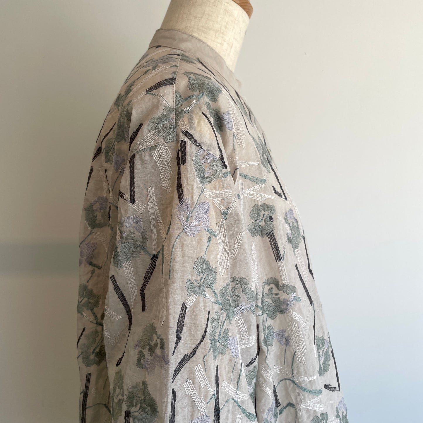 yuni//Cotton Nylon sheer blooming embroidery シャツ 1701BL011262