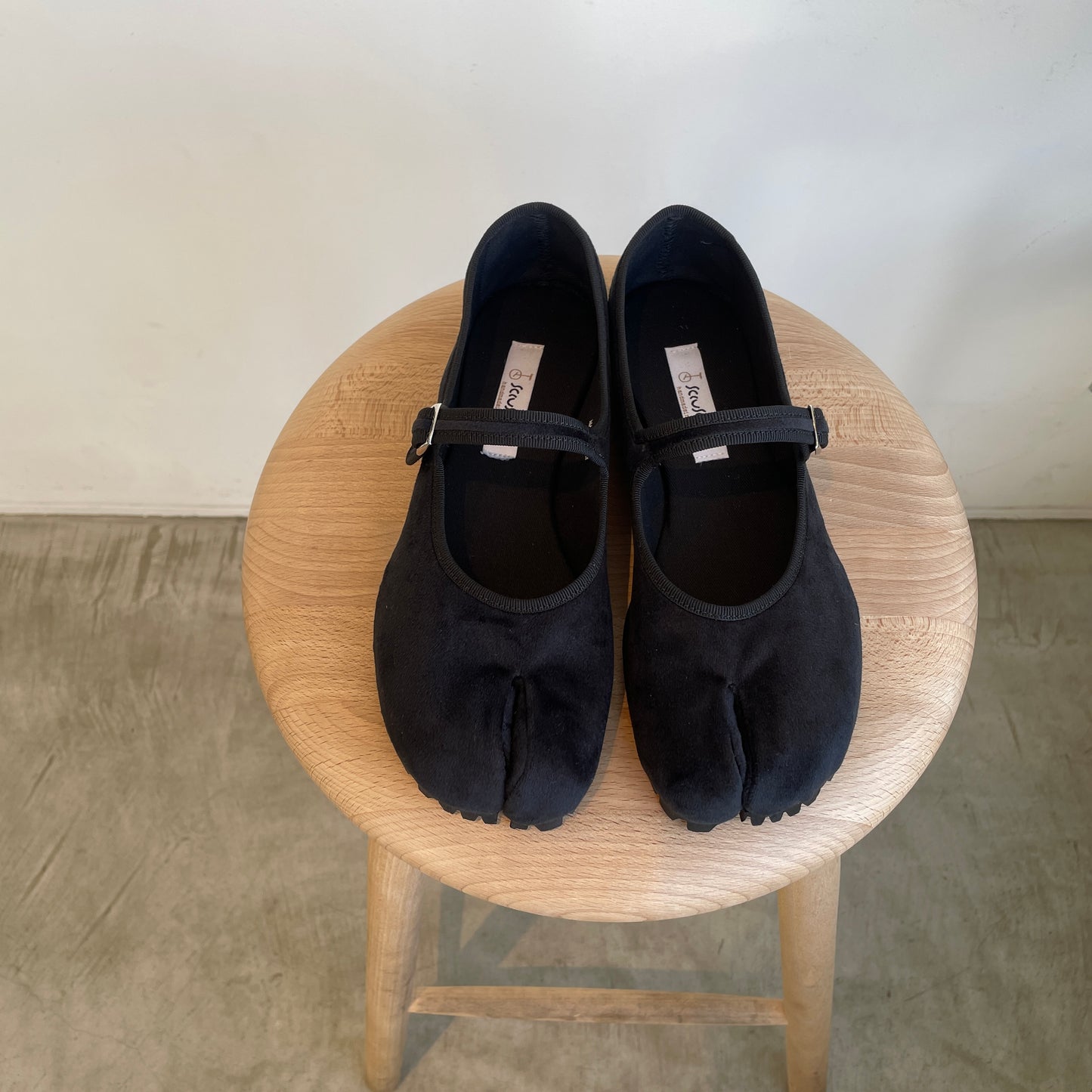 sciuscia//MARYJANE  CLASSIC BLACK(TABI)