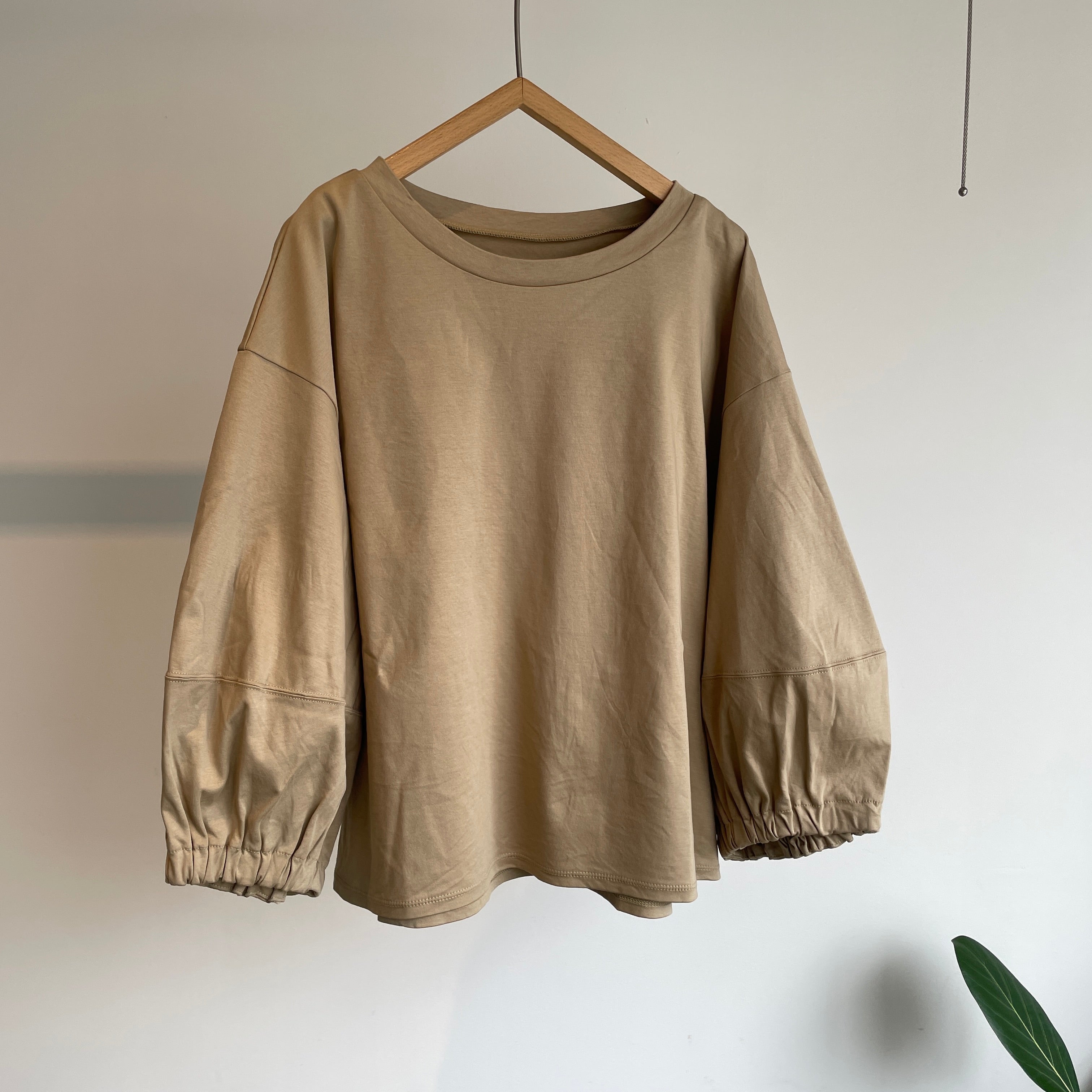 【新品】  yuni IS LIKE A FLOWER TO ME / ユニ | コットン リネン 2way プルオーバー ブラウス | F | オリーブ | レディース yuni is like a flower to me – hibikiru