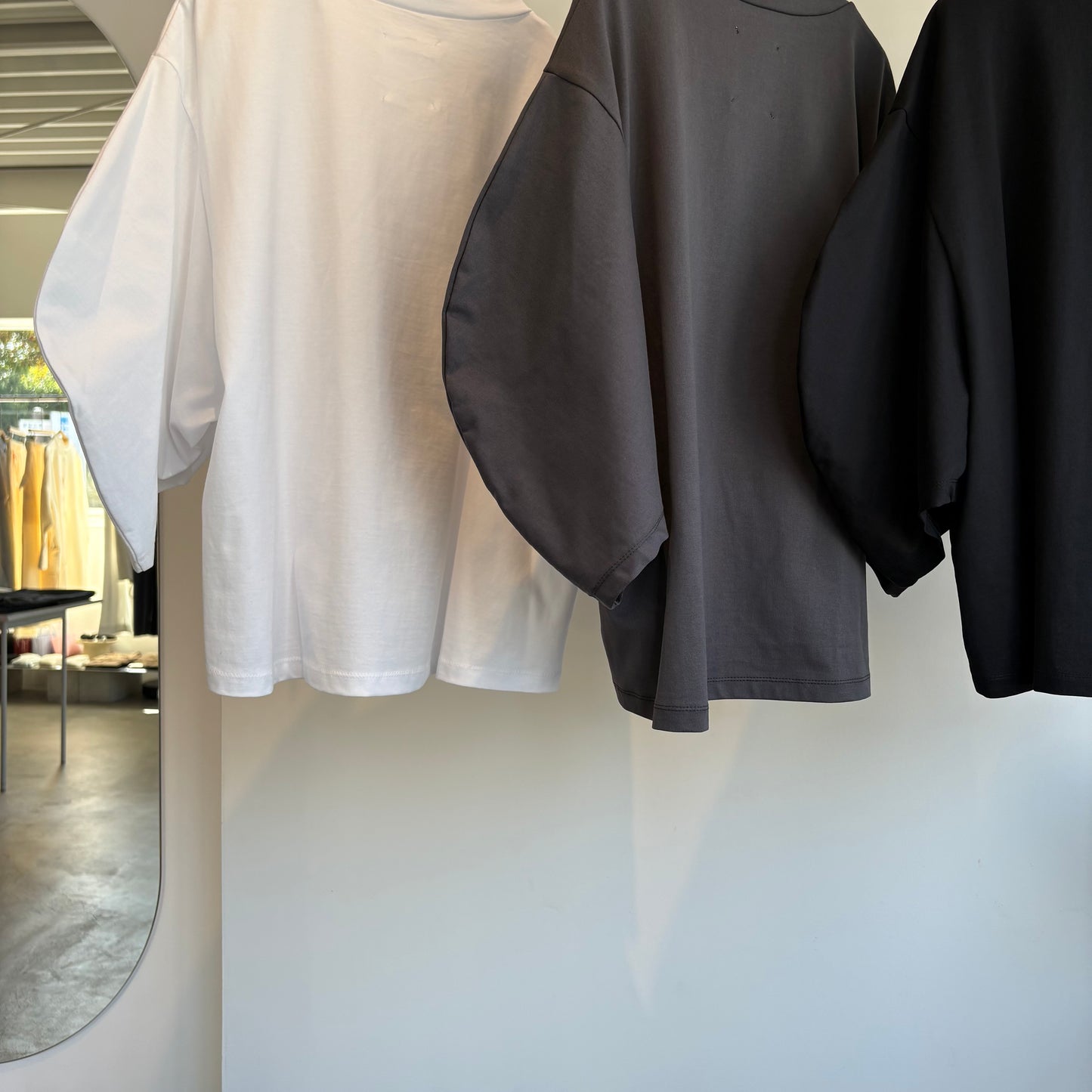 SI HIRAI//ROUND SLEEVE-T  CHSS26-7013