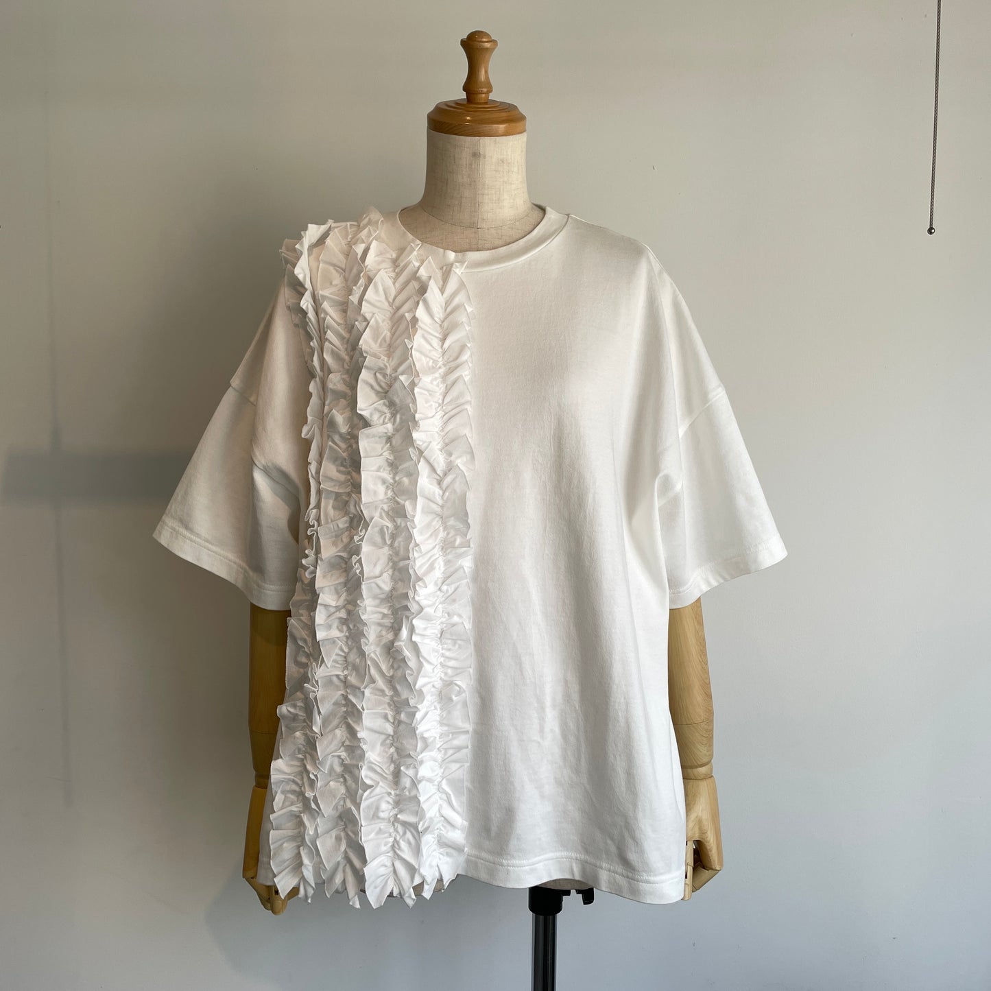 universaltissu//クラシック天竺 フリルTシャツ　US251CT023