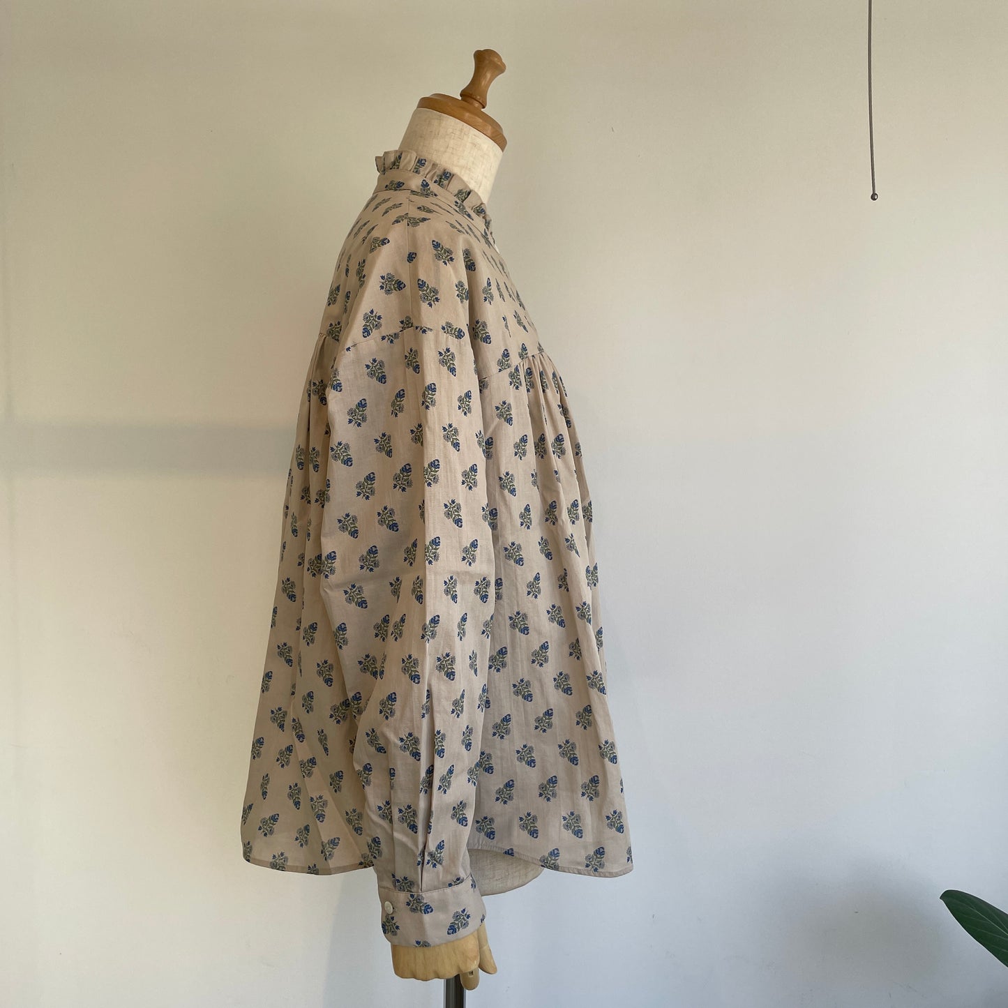 handsofcreation//antiquecalicopattern ptスタンドフリルBL 01610606