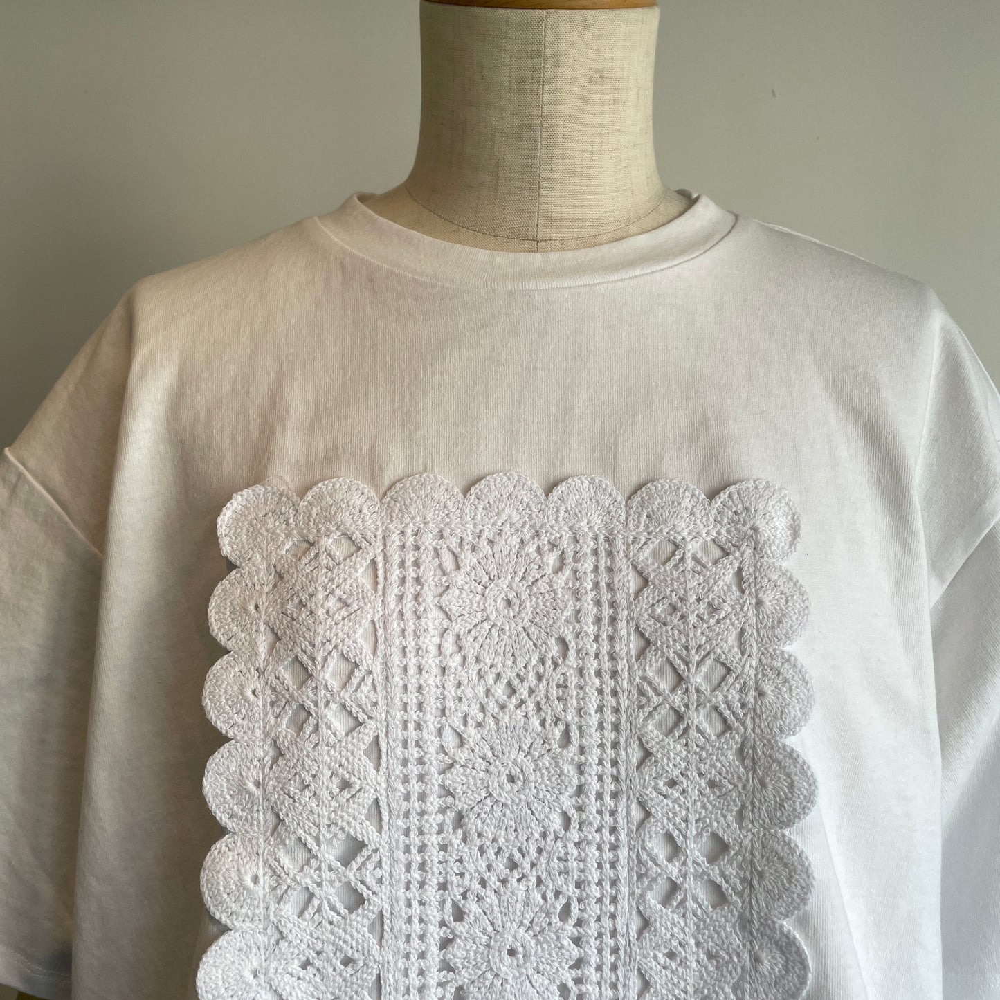 yuni//cotton Lace Tシャツ 1701CT011261