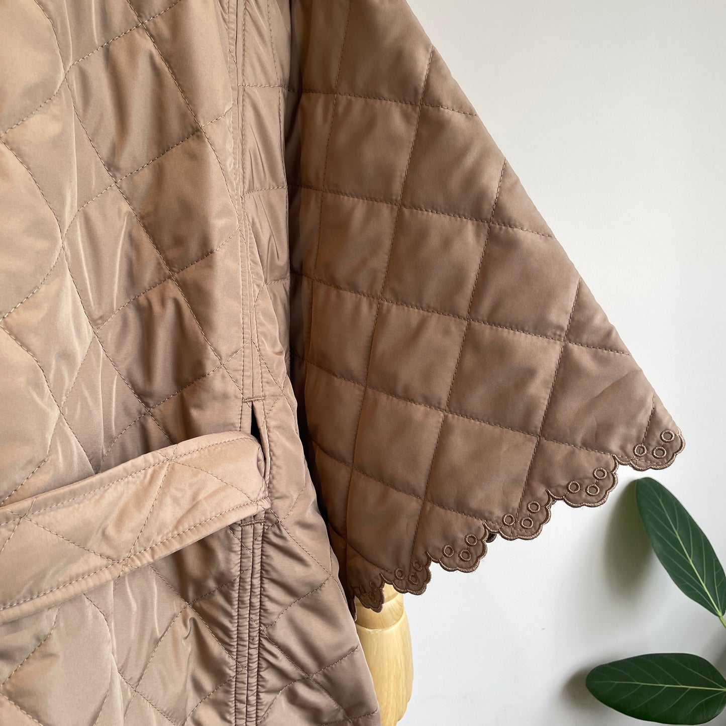 porterdesboutons//キルティングスカラップポンチョコート　P-14-1-057