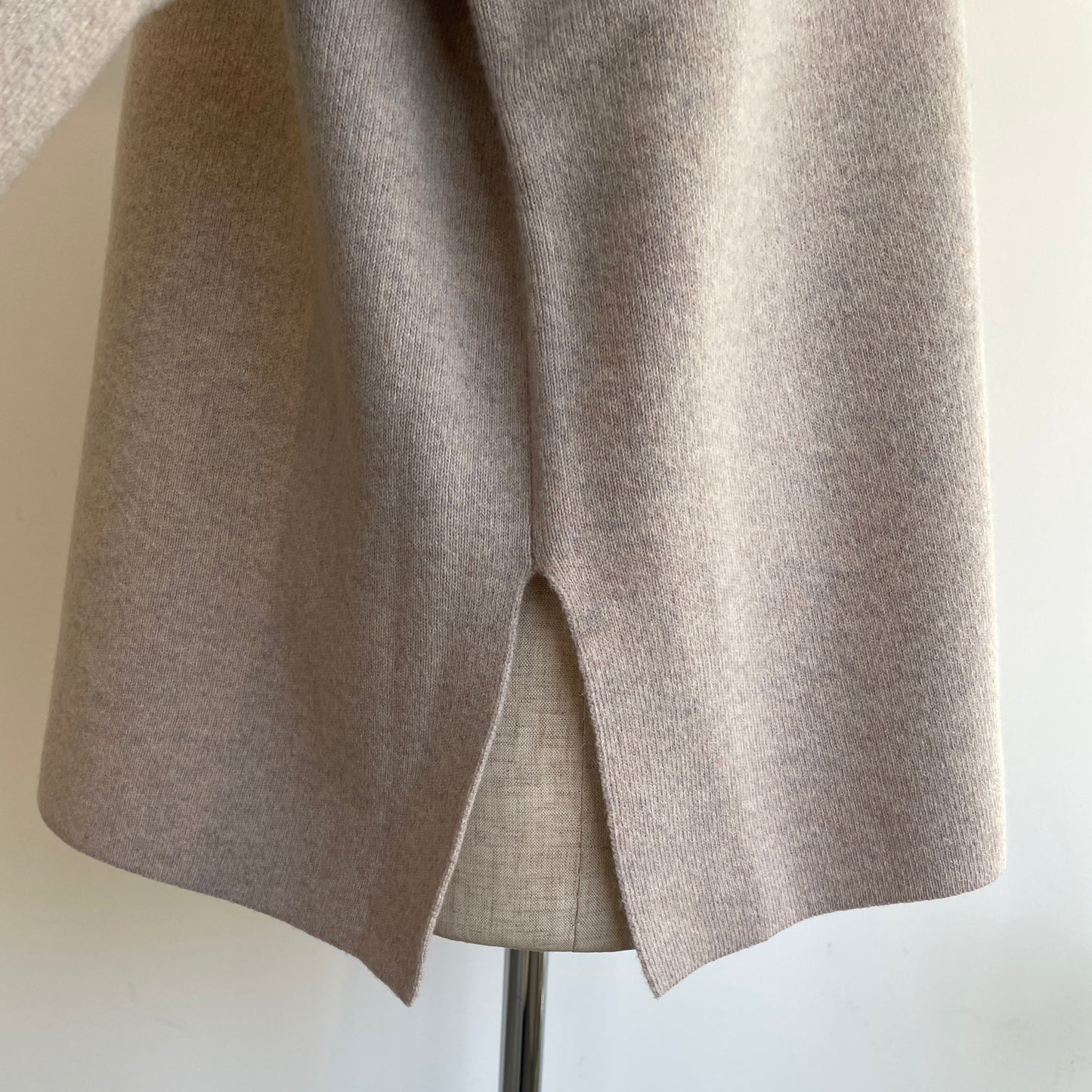 yuni //New England smooth moesleeves 1701KN018252