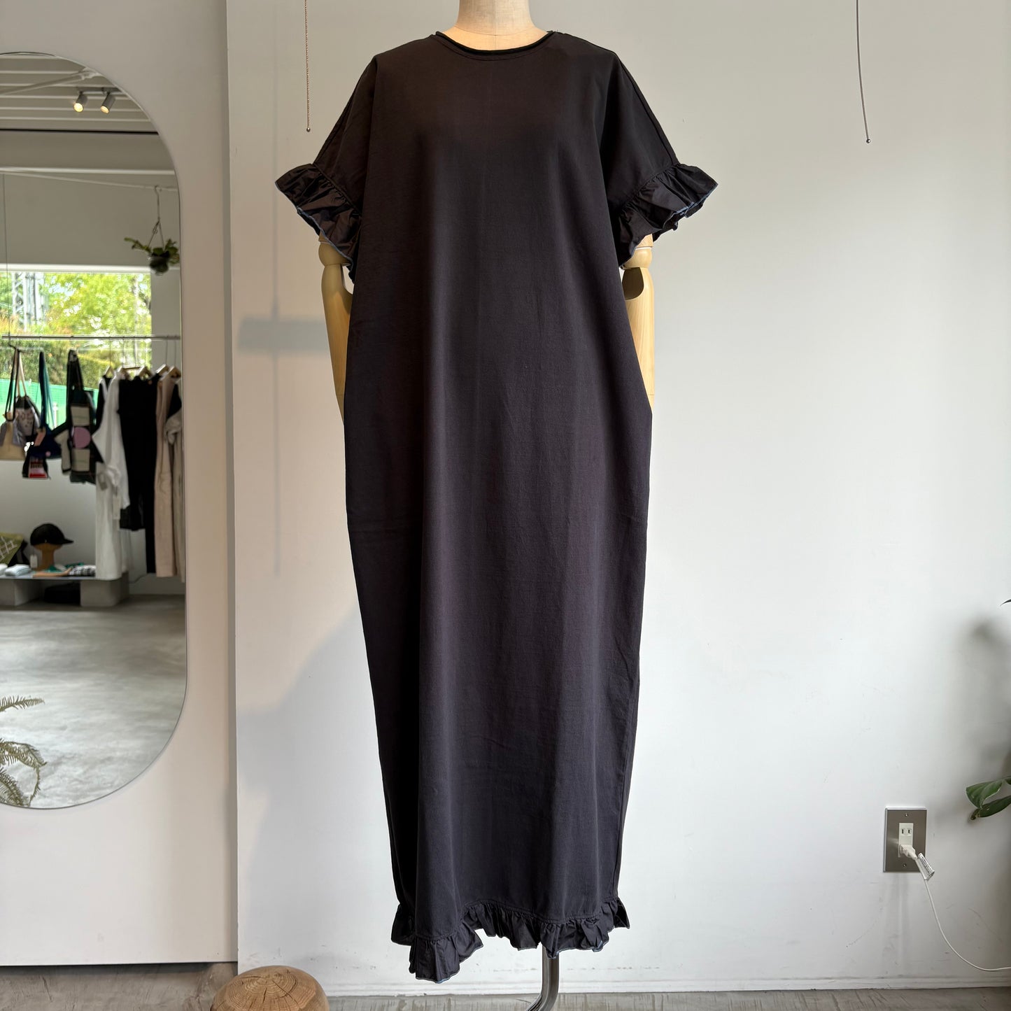 qiri//タイプライター frill one-piece