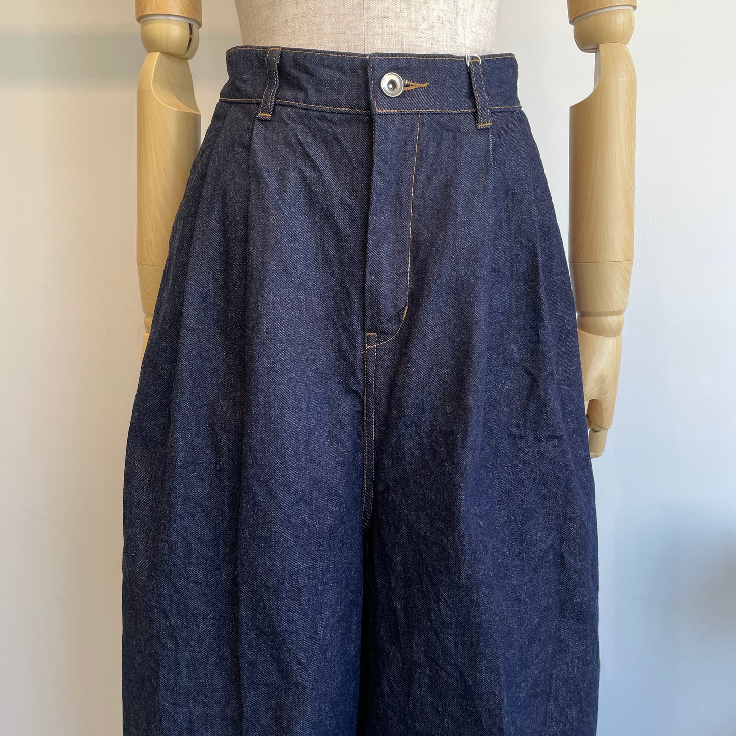 yuni//Cotton 11oz denim back gum wide パンツ　1701PT004262