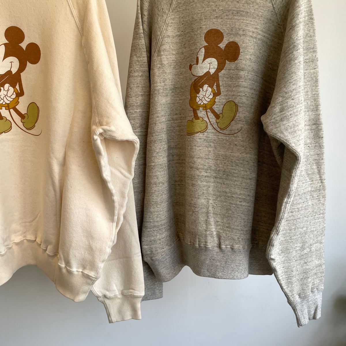 UNDYED//MICKEY SWEAT CREW 26FW024