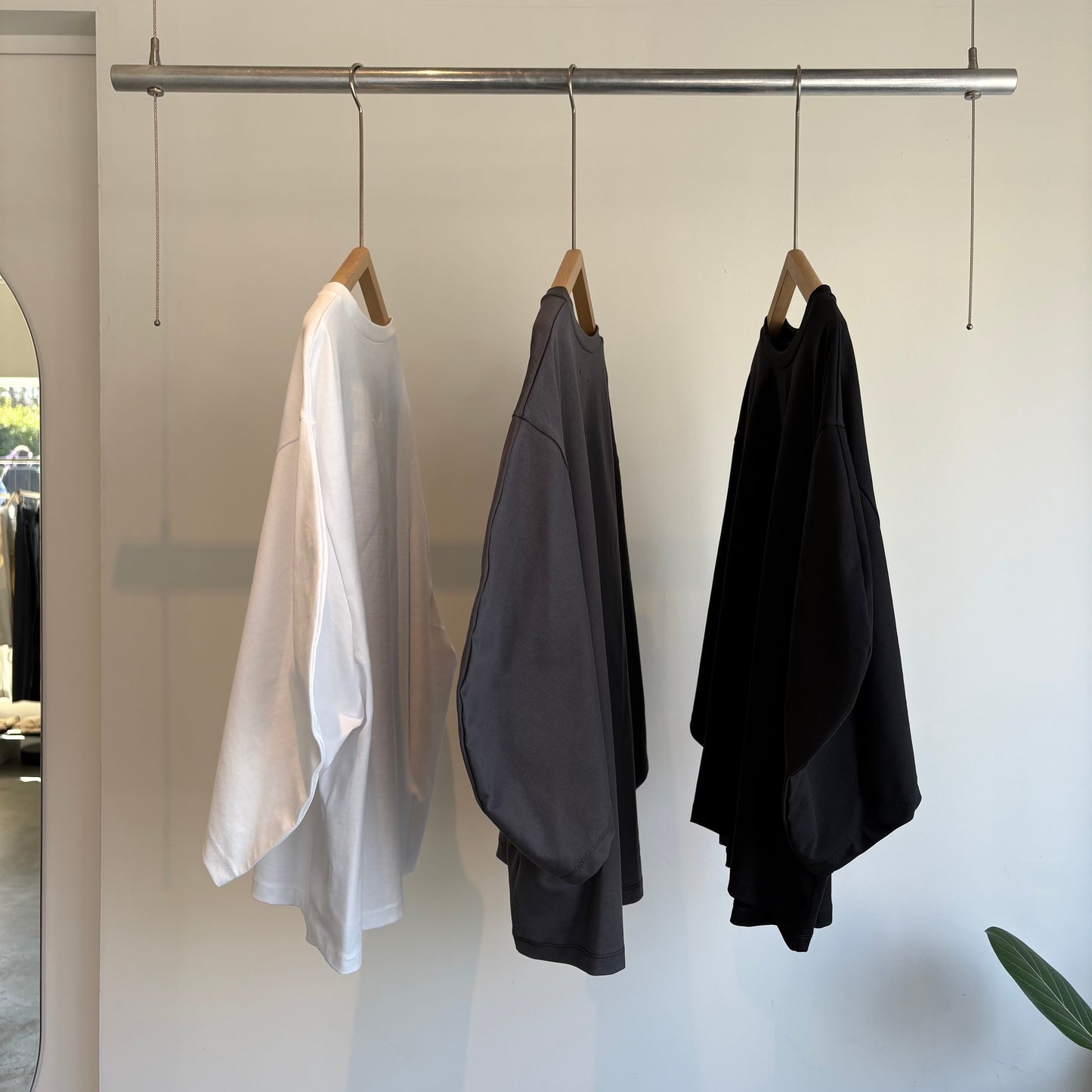 SI HIRAI//ROUND SLEEVE-T  CHSS26-7013