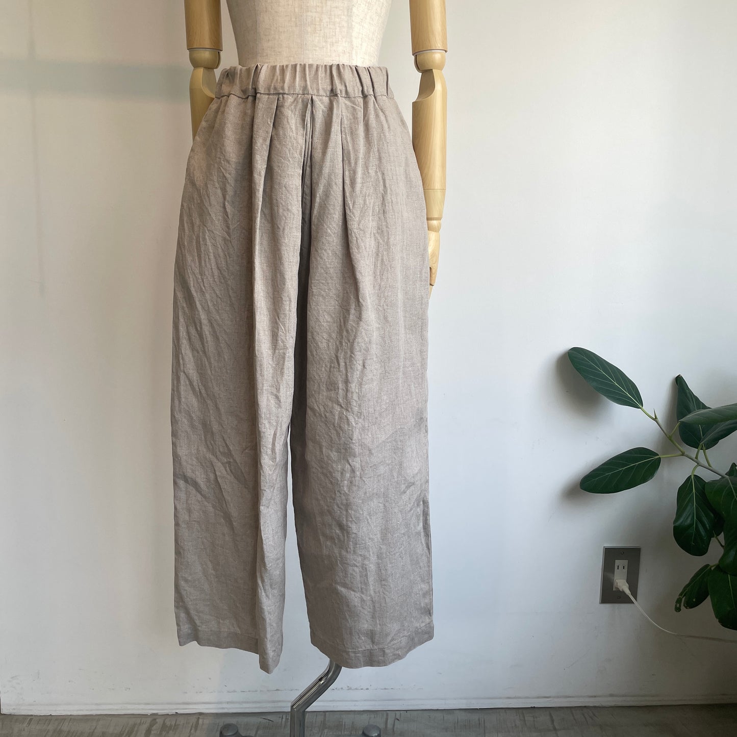 yuni//40/1 Linen easy gum tack パンツ　1701PT028261