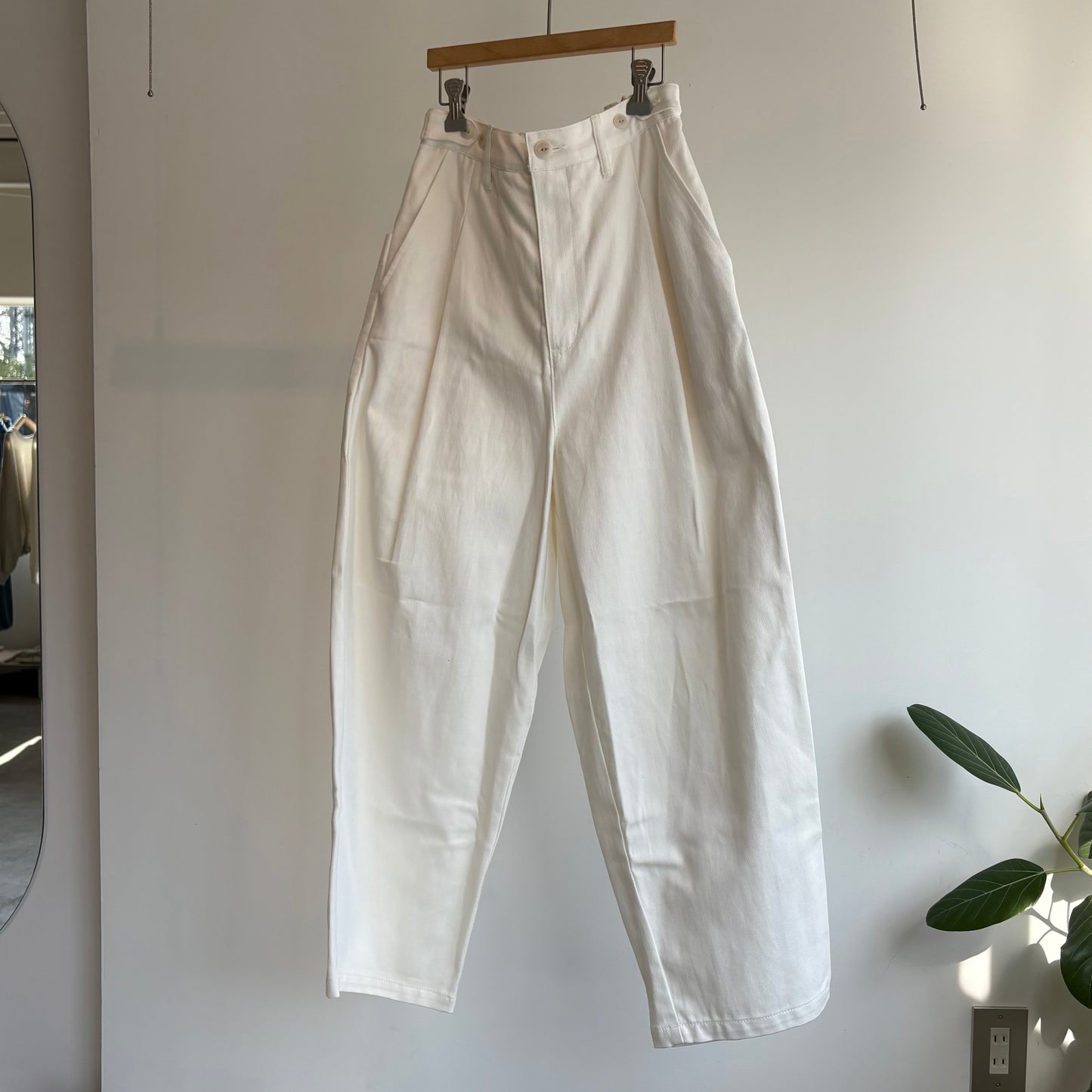 porterdesboutons//デニムワンタックパンツ　25107