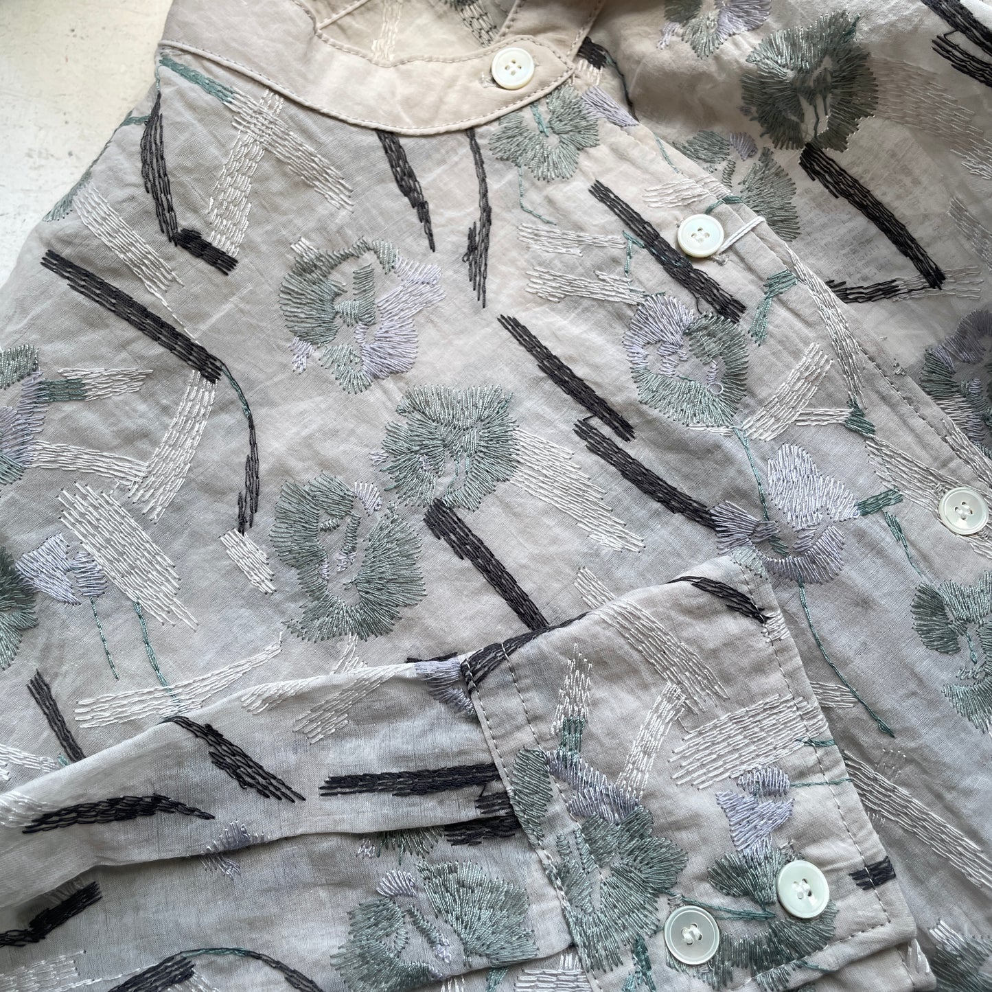 yuni//Cotton Nylon sheer blooming embroidery シャツ 1701BL011262