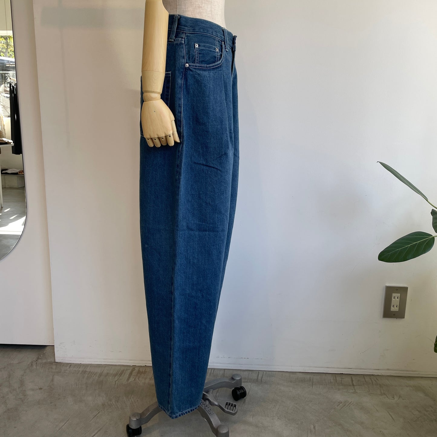 handsofcreation//C/Liデニムセルビッチテーパード5PKT パンツ　02440313