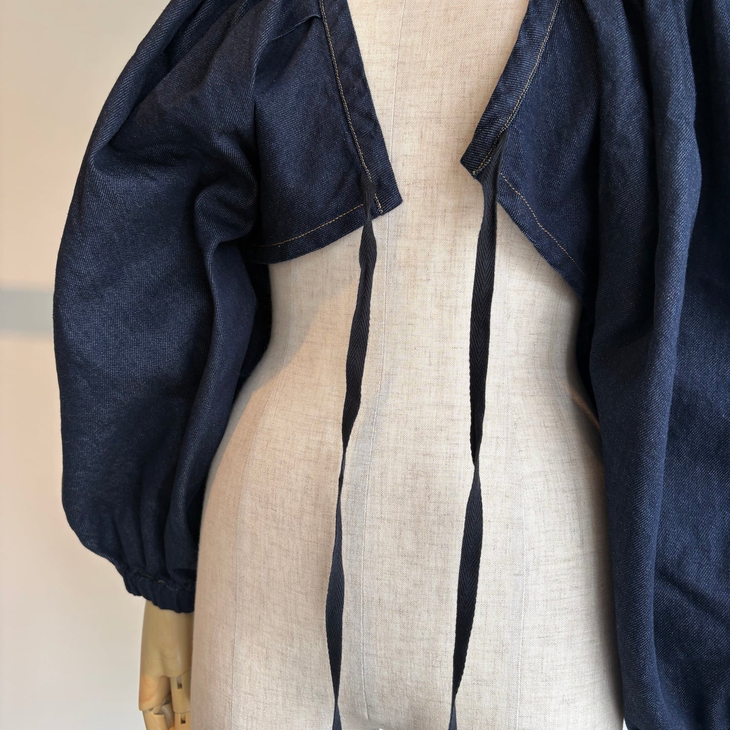 si si si//VICTRIAN BOLERO  2026-SS111