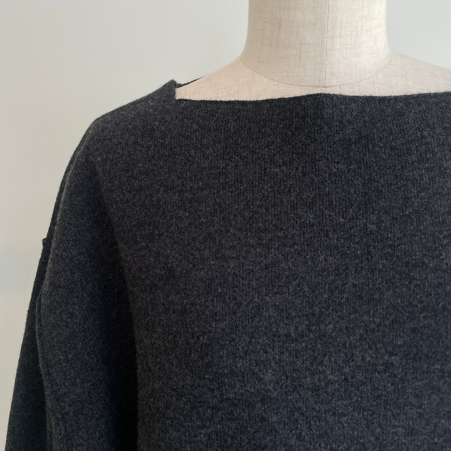 yuni //New England smooth
short PO 1701KN017252