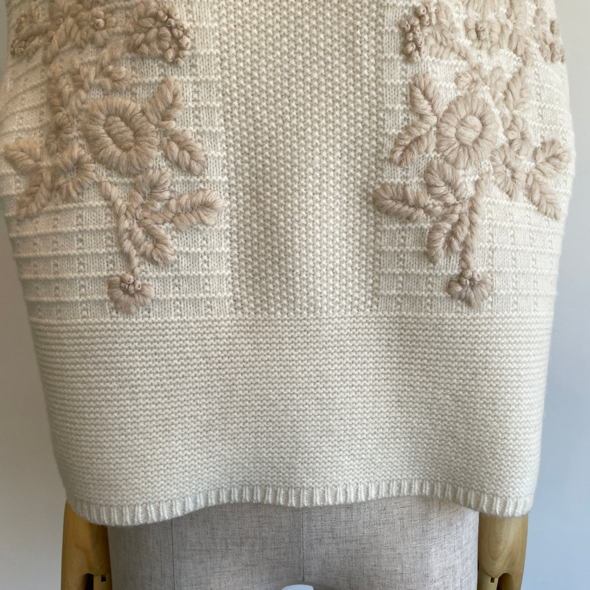 yuni//ウール / ハンド刺繍ベスト　1701KN002262