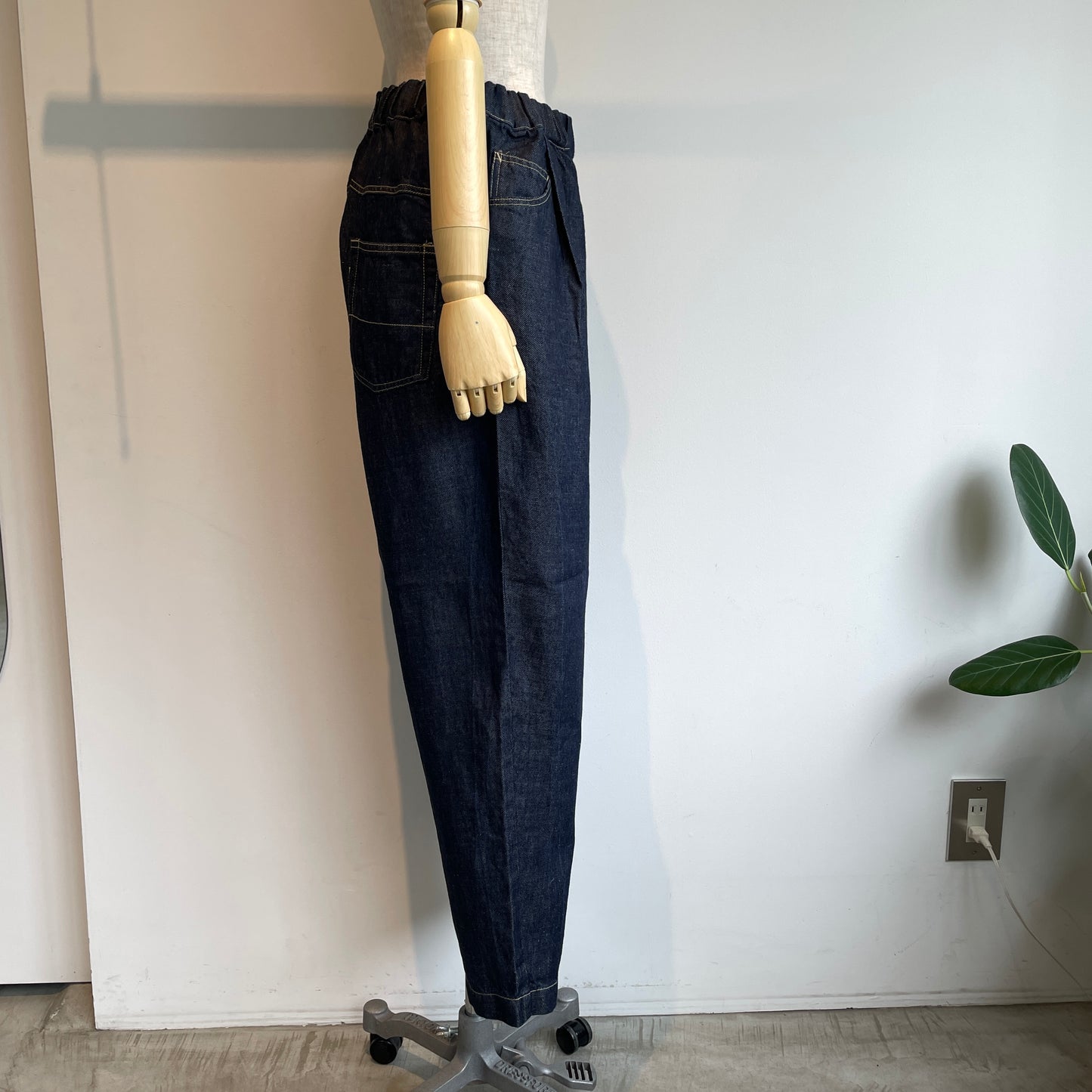handsofcreation//リネンデニムパンツ　01540327