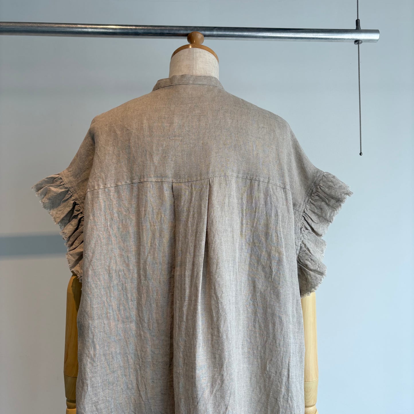 yuni//60/1Linen gather sleeves OP    1701OP026261