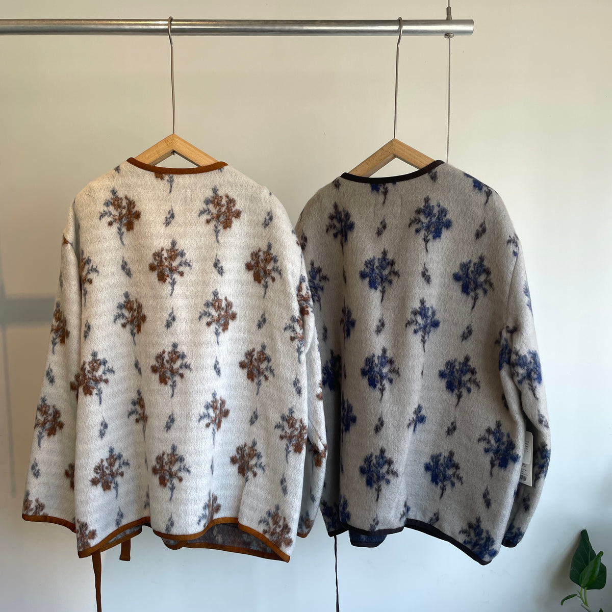 qiri//sarasa raised jacquard カーディガン　6301BL004262