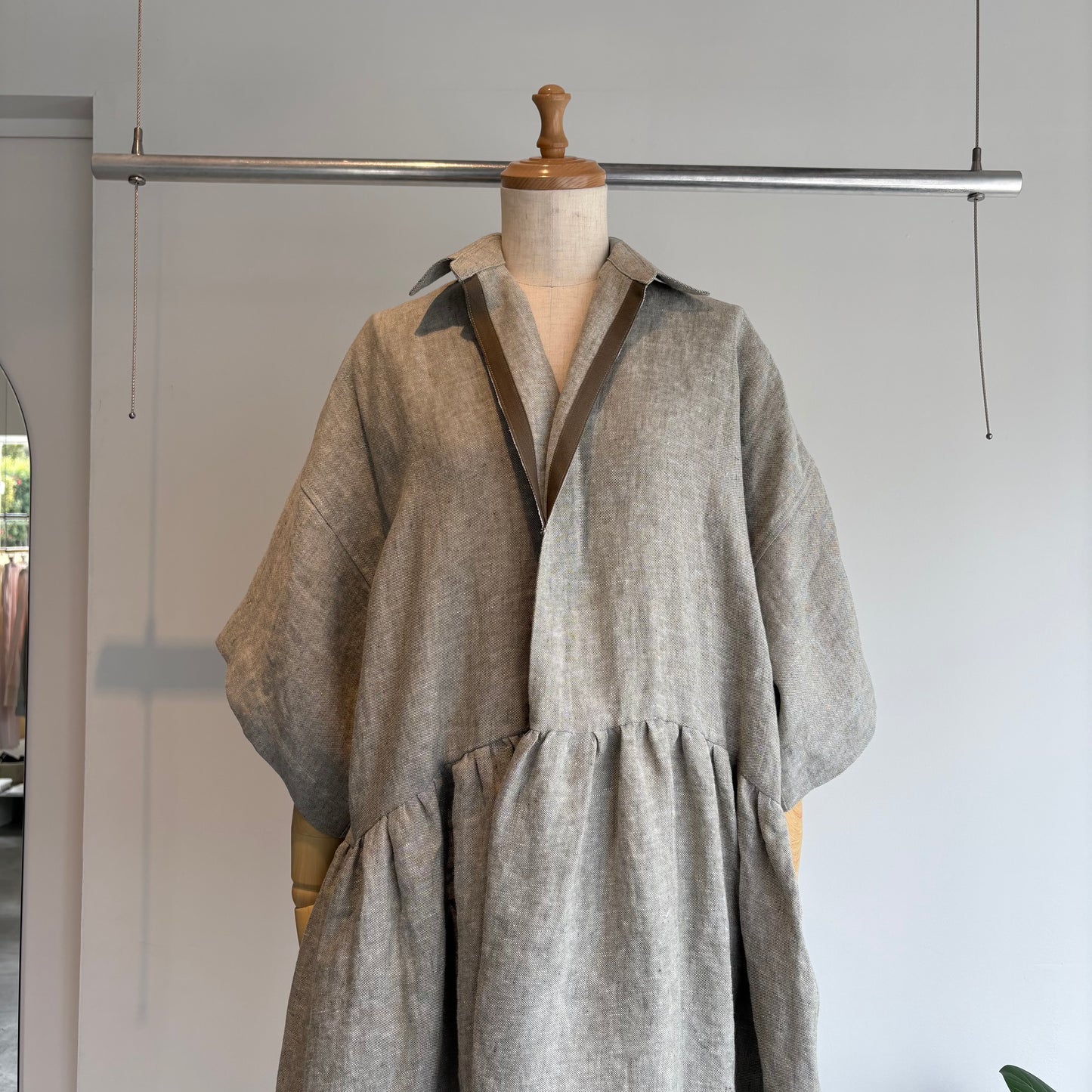 NATIVE VILLAGE//木の梢 ワイドスリーブドレス　31261-08311