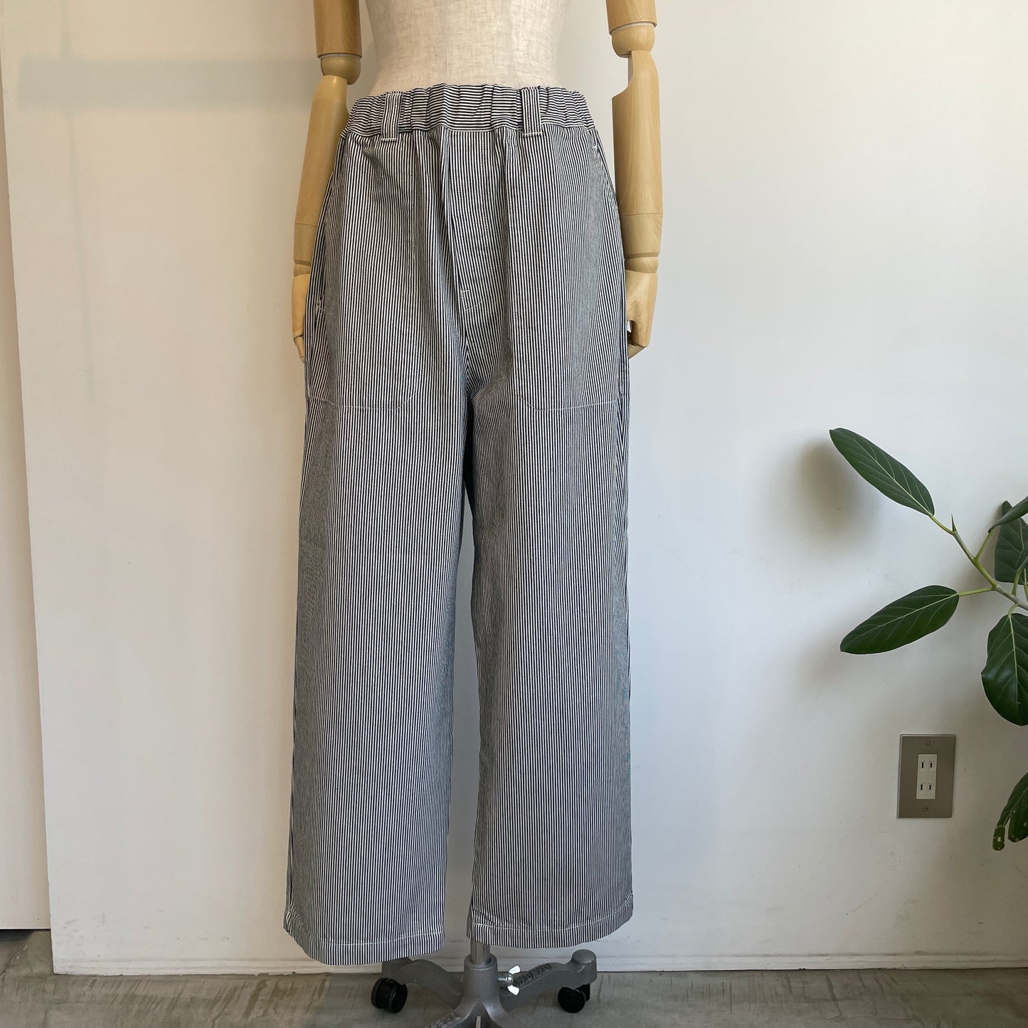 handsofcreation//CLASSICヒッコリーデニム／100zヒッコリーデニムパンツ　01620321