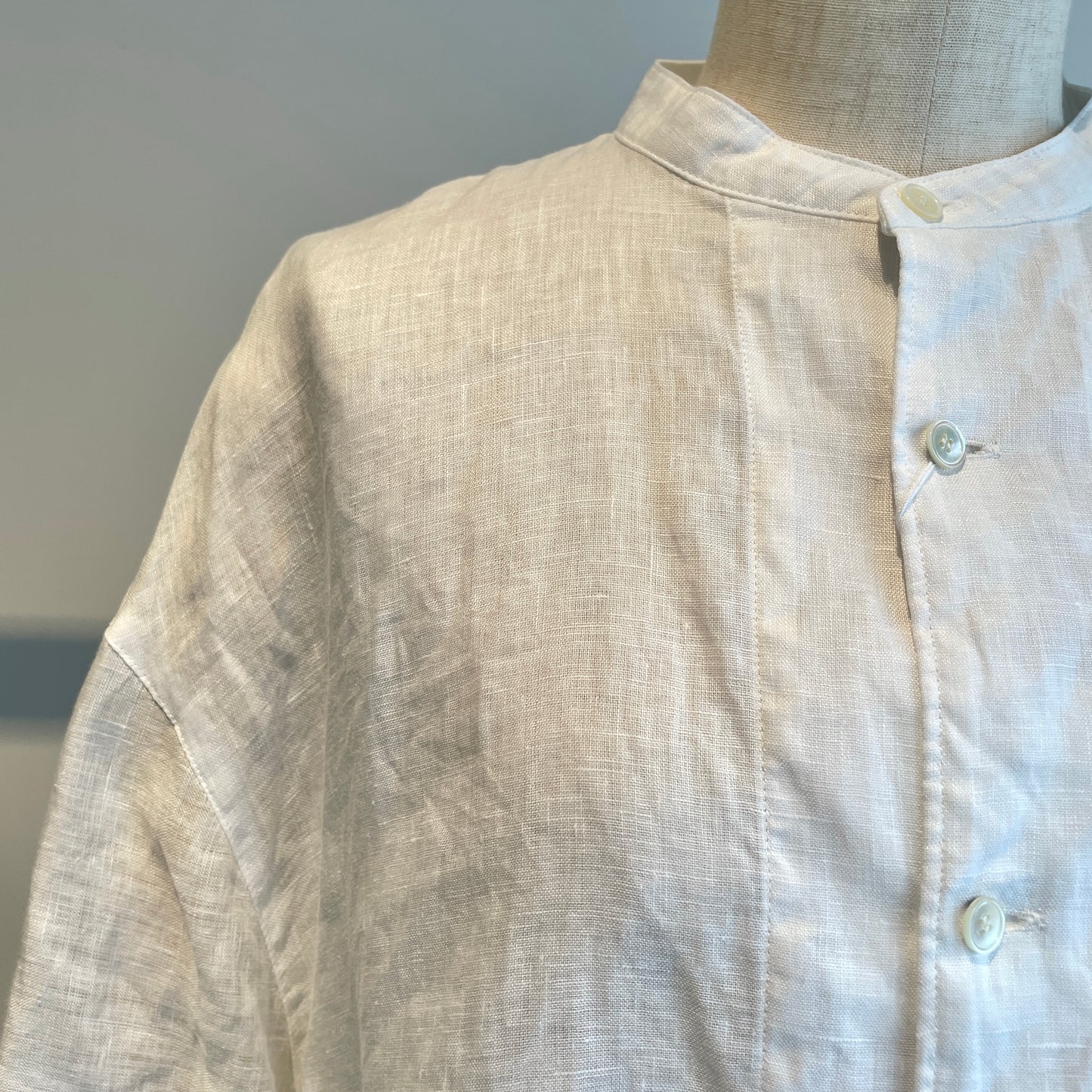 yuni//60/1 Linen cocoon sleeves BL 1701BL039261