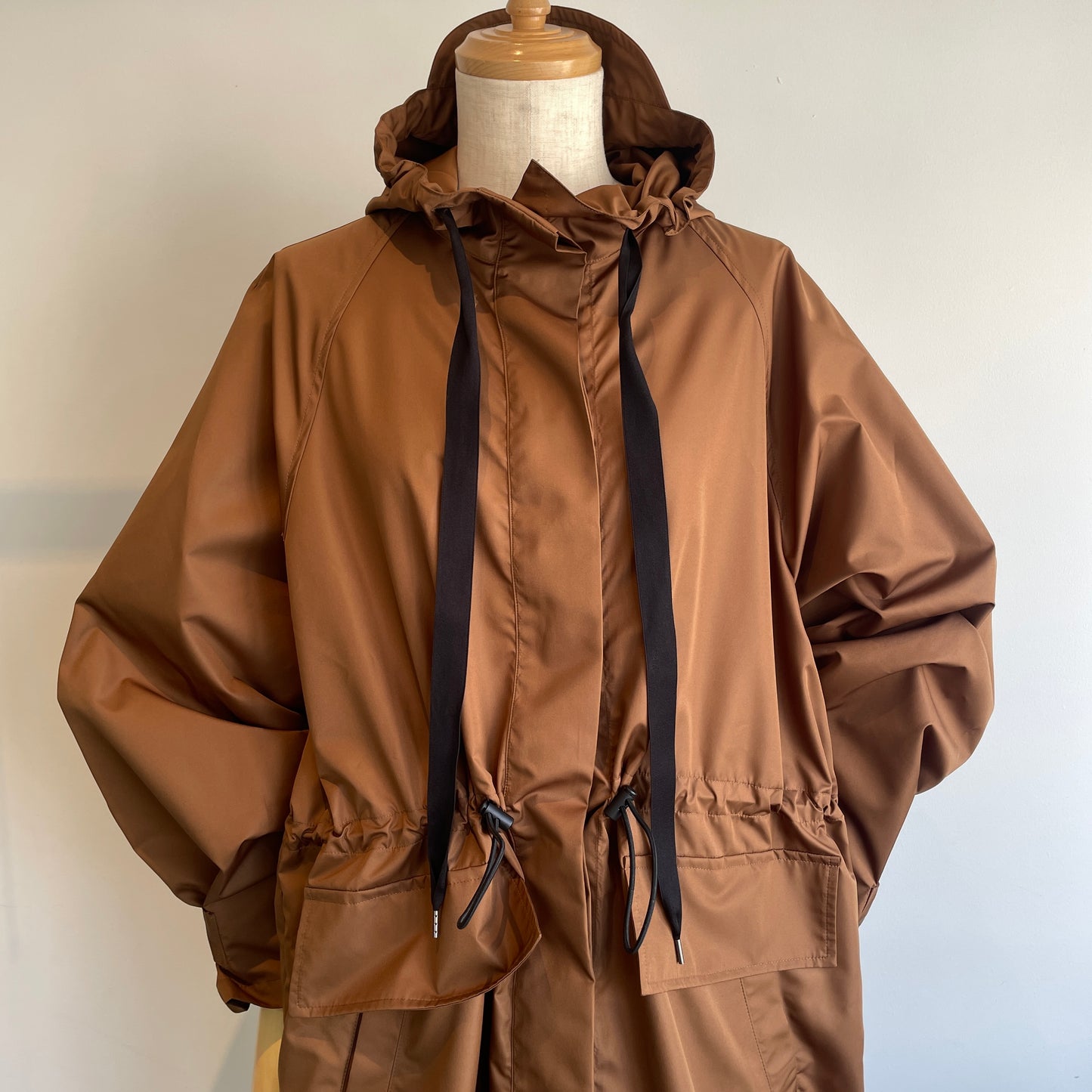 porter des boutons//ポケッタブルコート　P23-1-020